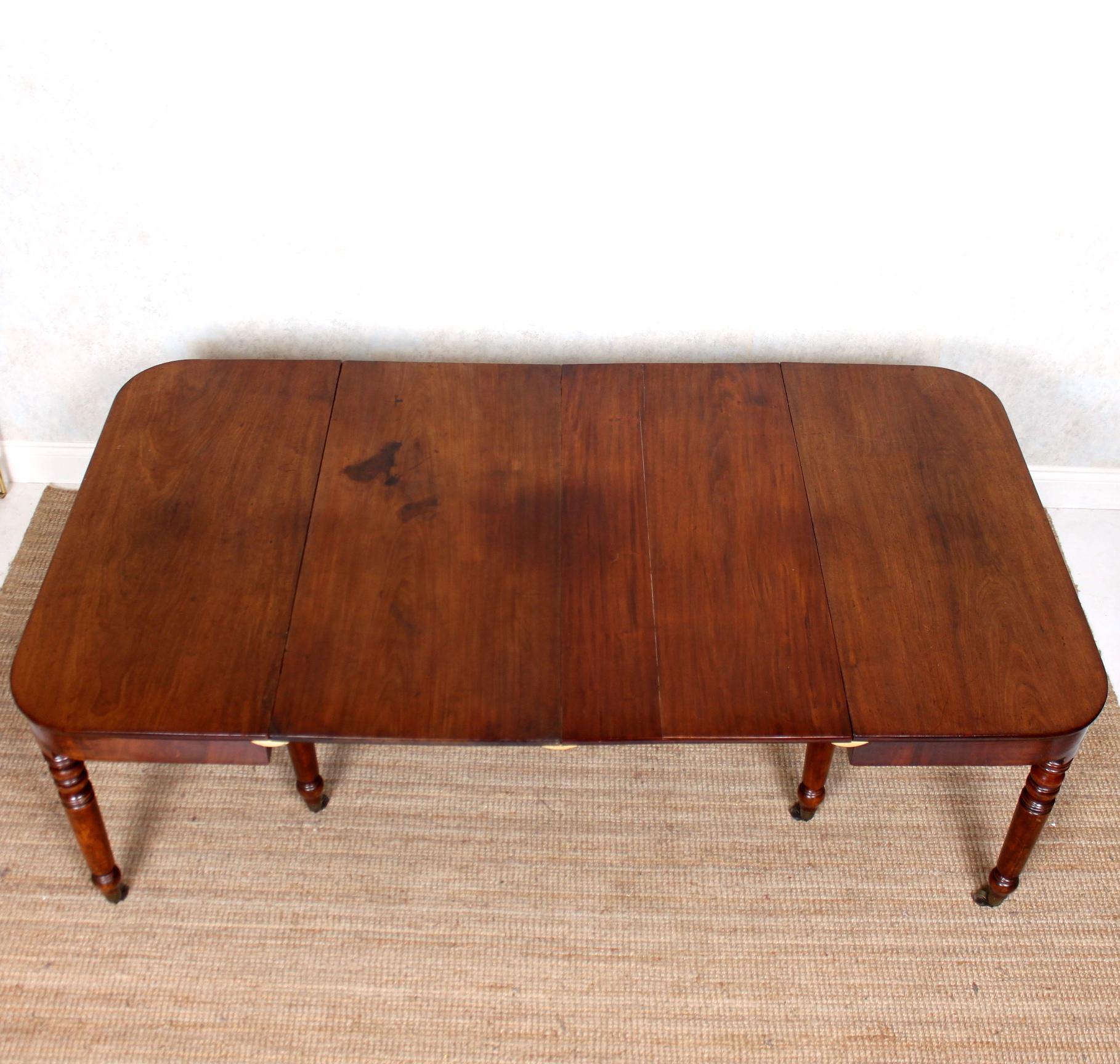 George III Mahogany Dining Table, circa 1790 For Sale 7