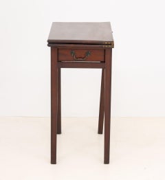 George III Mahogany Fold-Over Gate Leg Table
