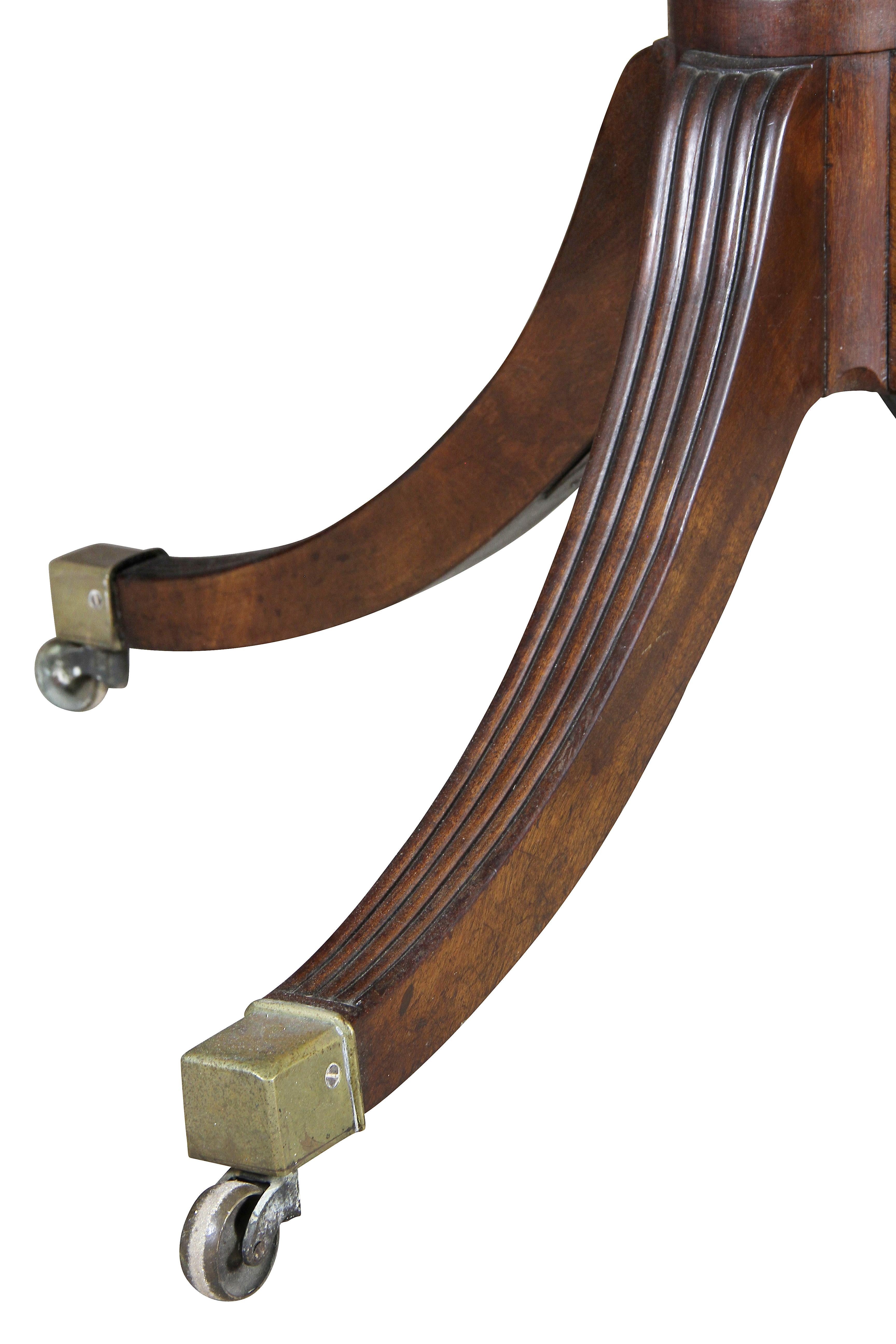 George III Mahogany Four Pedestal Dining Table 6