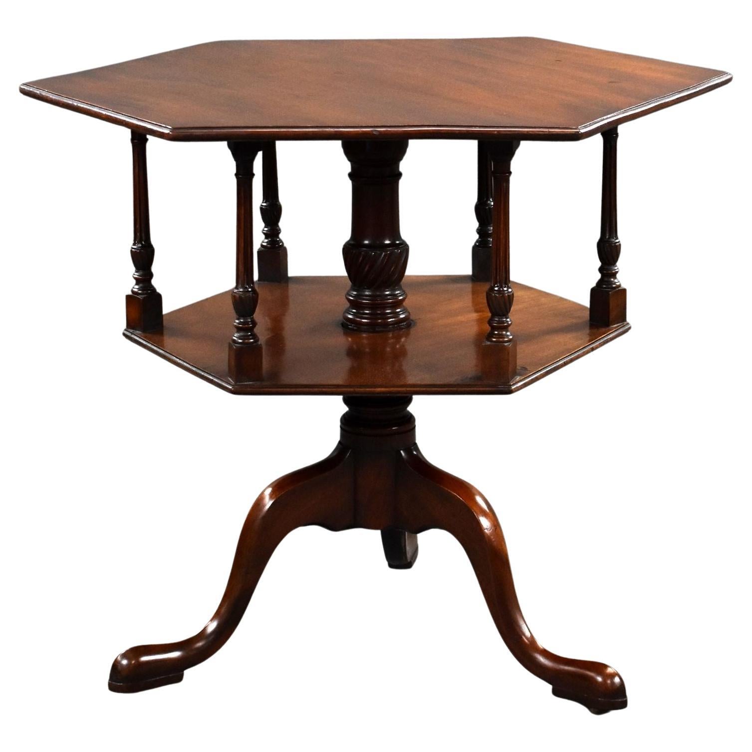 Table hexagonale George III en vente