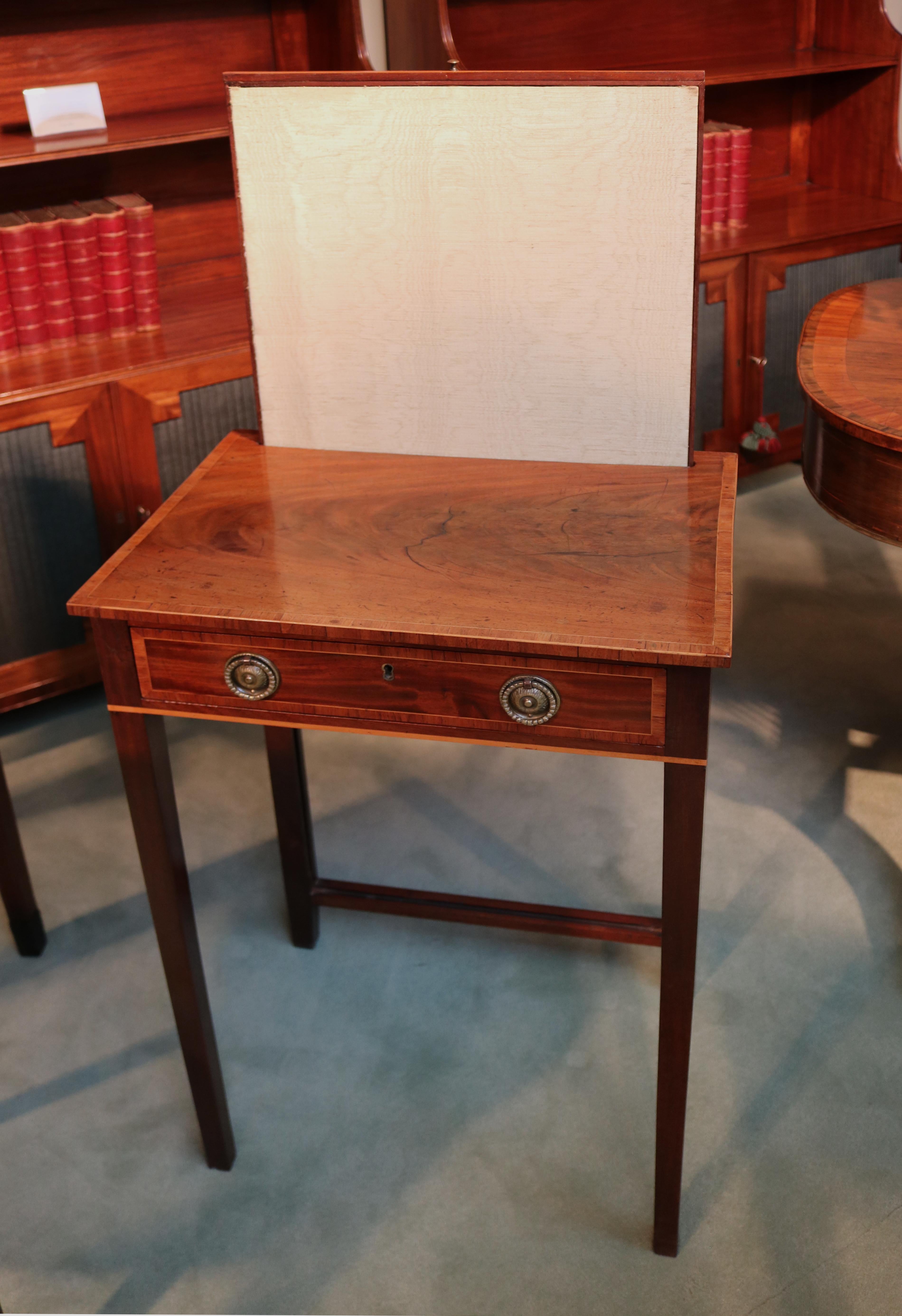 Regency George III Mahogany Lamp Table