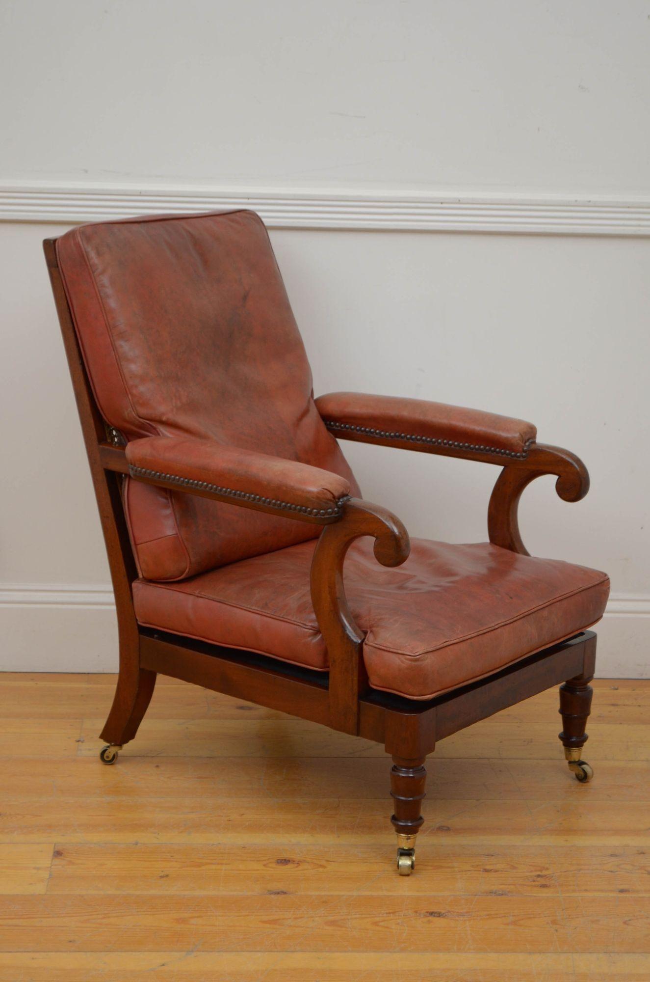 English George III Mahogany Library Chair For Sale