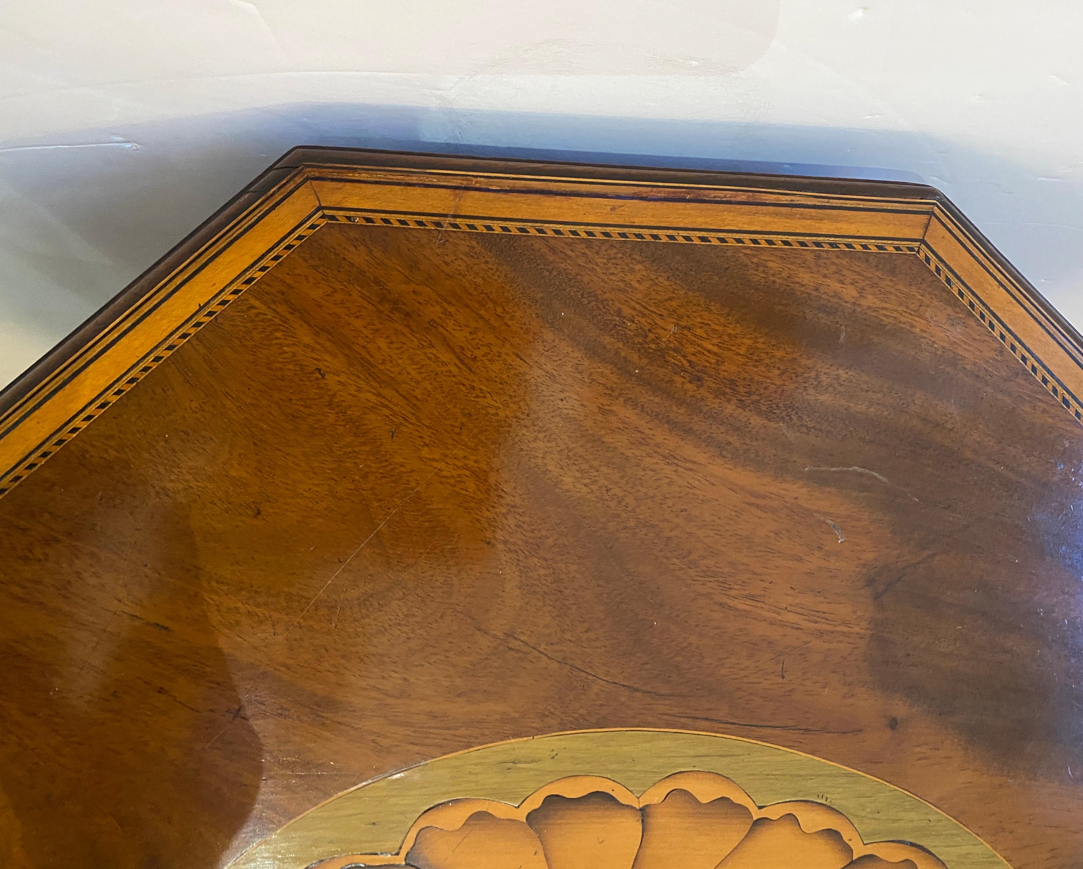 George III Mahogany Marquetry Cellarette For Sale 3