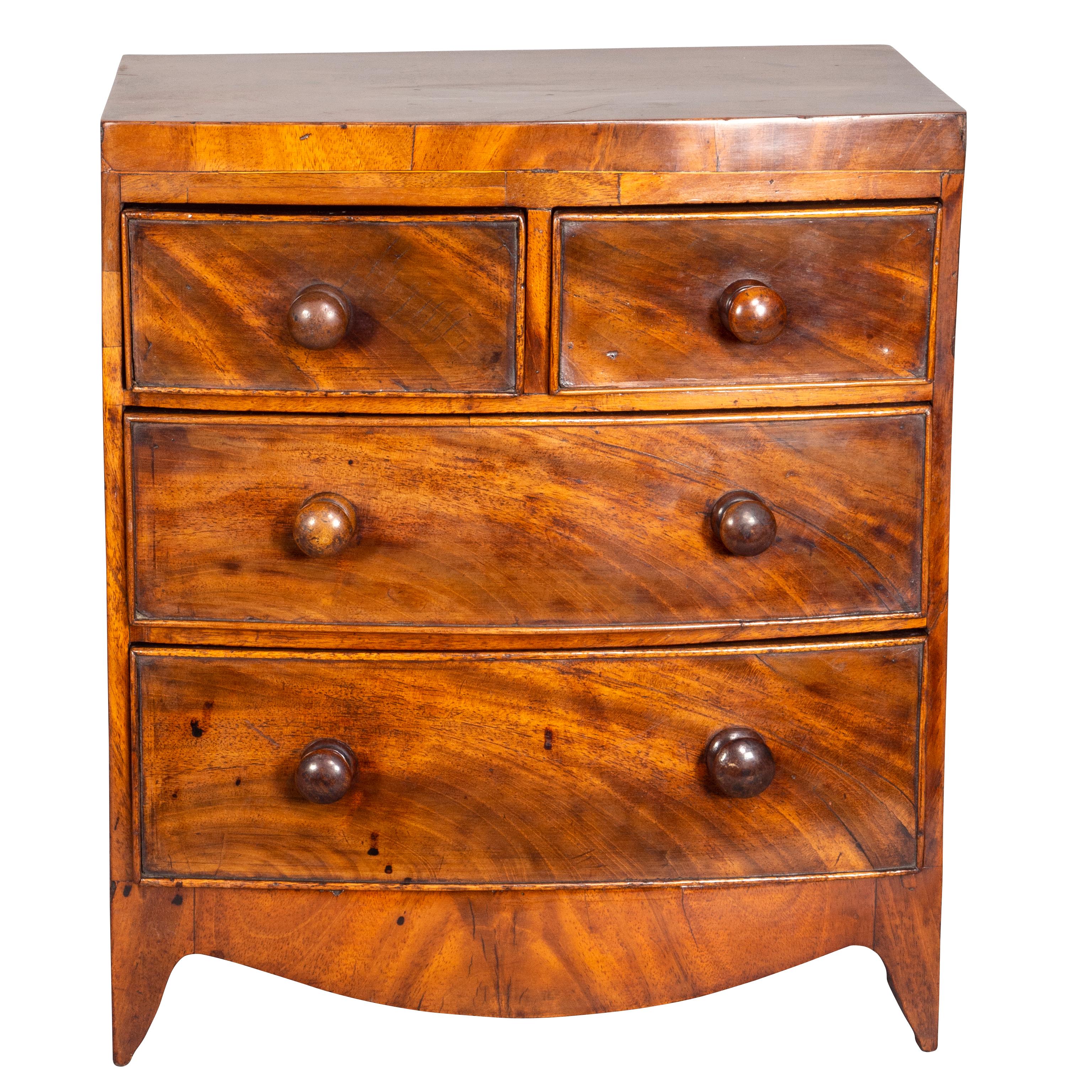 George III Mahogany Miniature Bowfront Chest For Sale 5