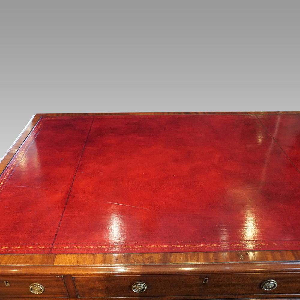 Georgian mahogany partners desk purchased from a large country estate.
This Georgian mahogany partners desk was made circa 1830.

It is of a rare small size for a partner’s desk, that are usually very large.

Made in 3 parts that makes this