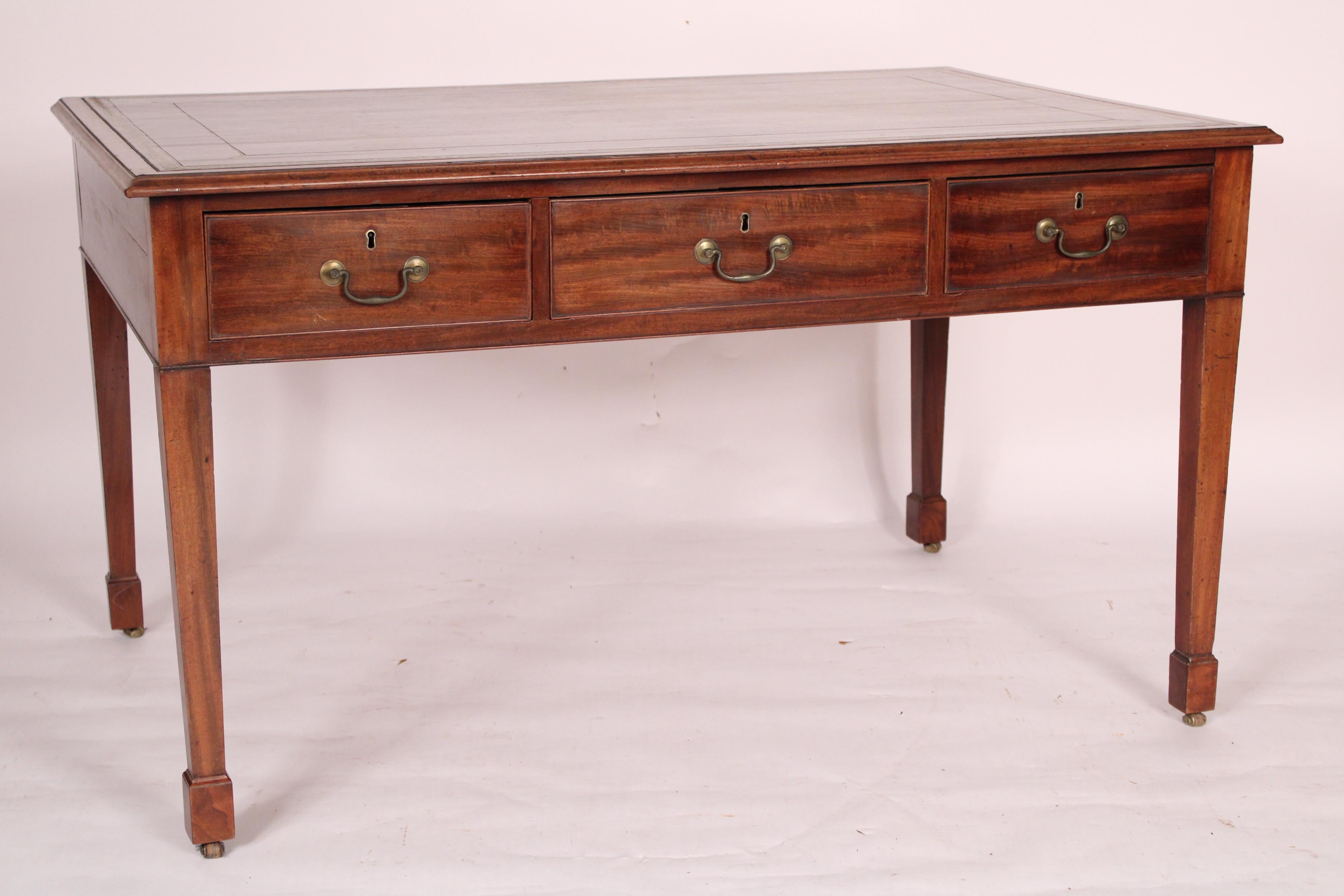 English Antique George III Style Mahogany Partners Writing Table For Sale