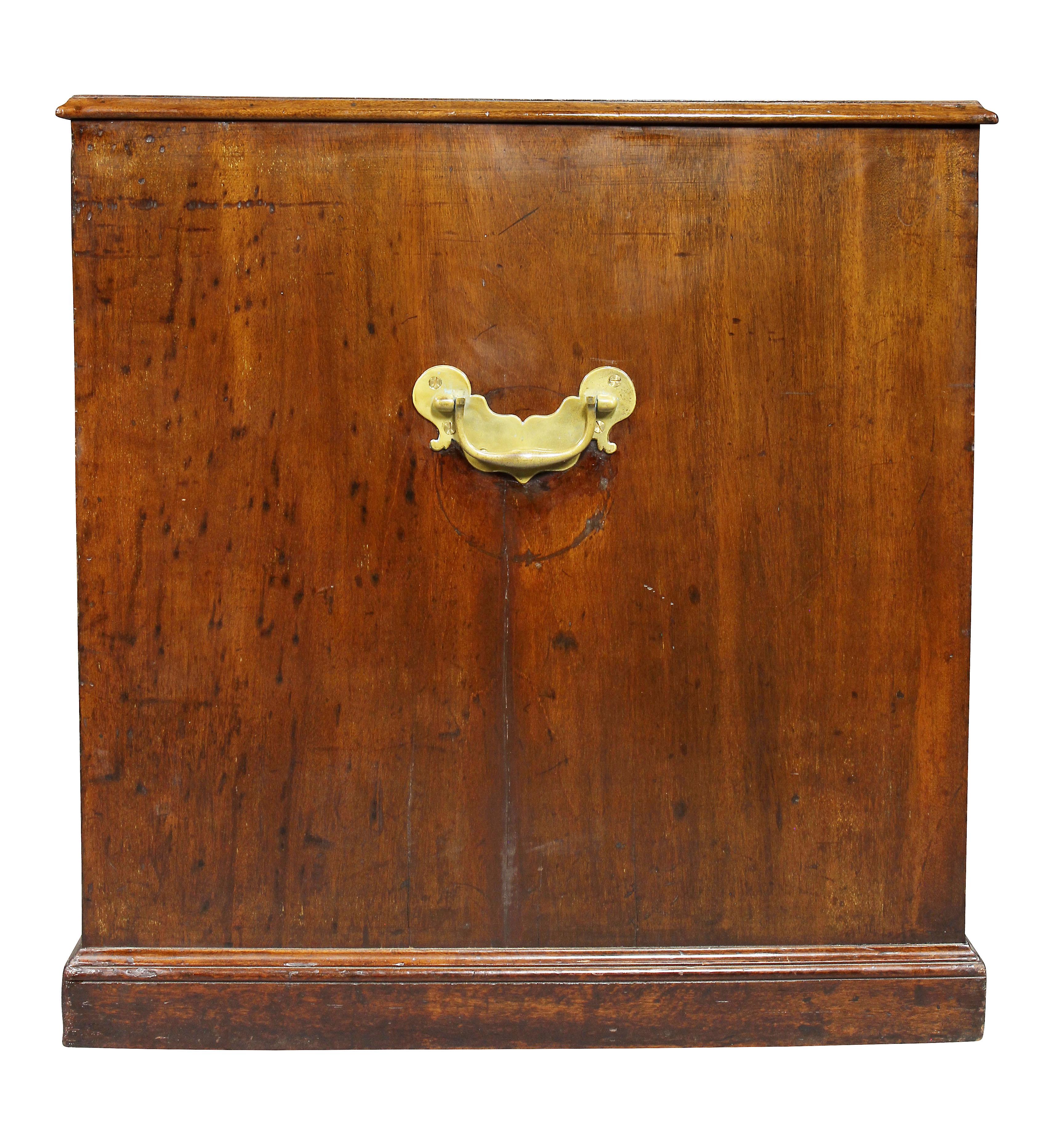 George III Mahogany Pedestal Desk For Sale 4