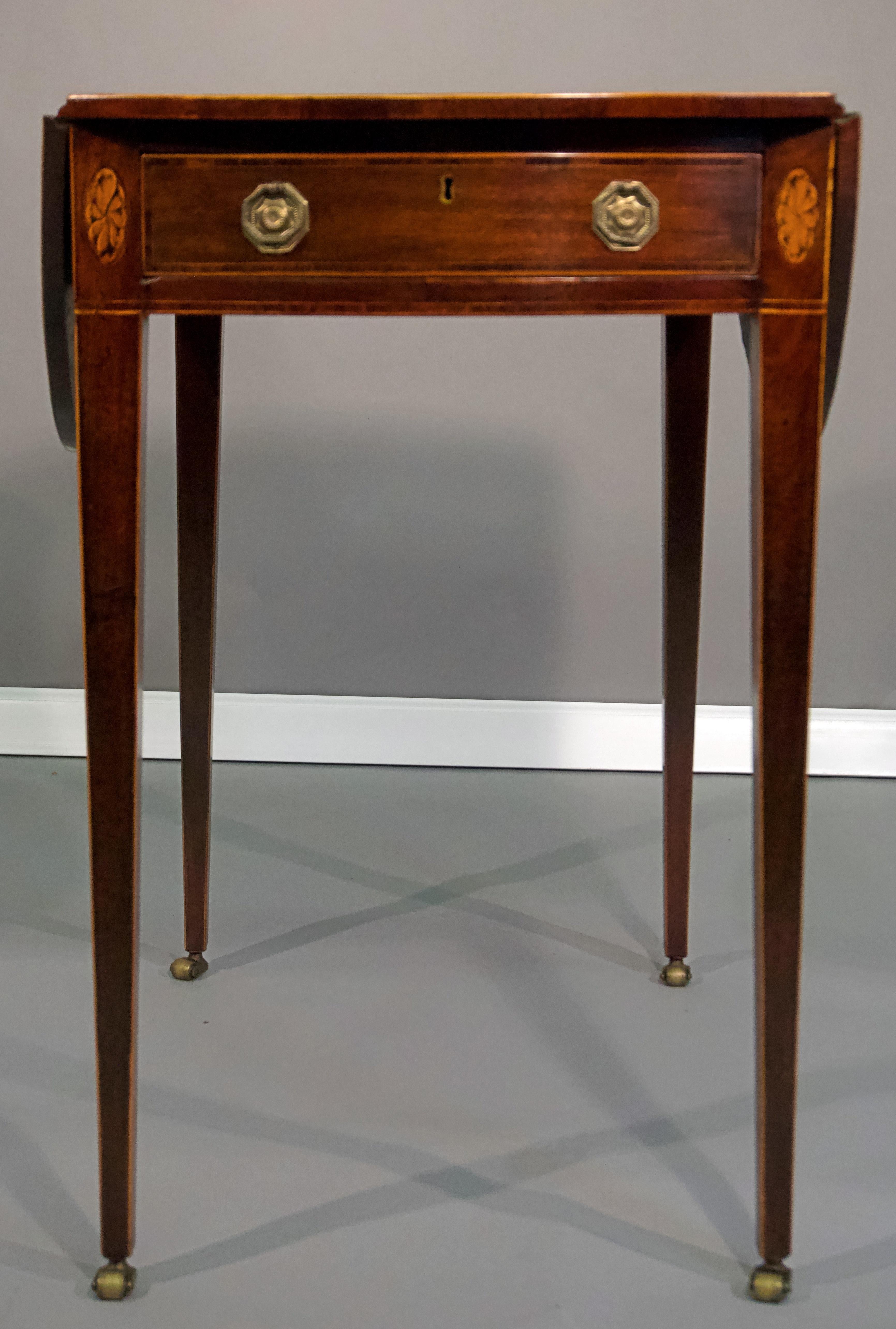 English George III Mahogany Pembroke Table