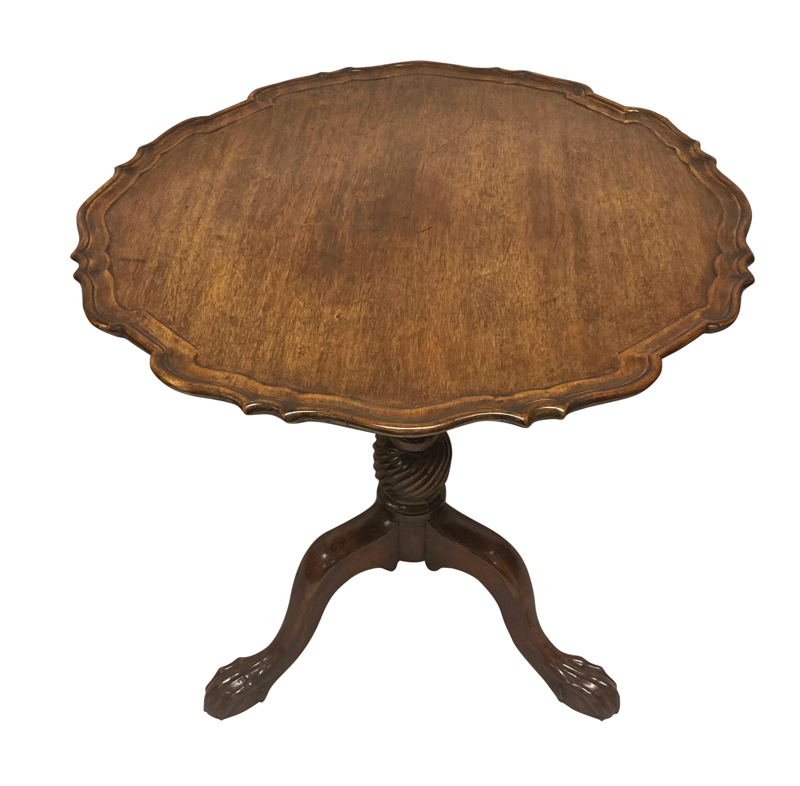 III Mahogany Pie Crust Table For Sale at 1stDibs