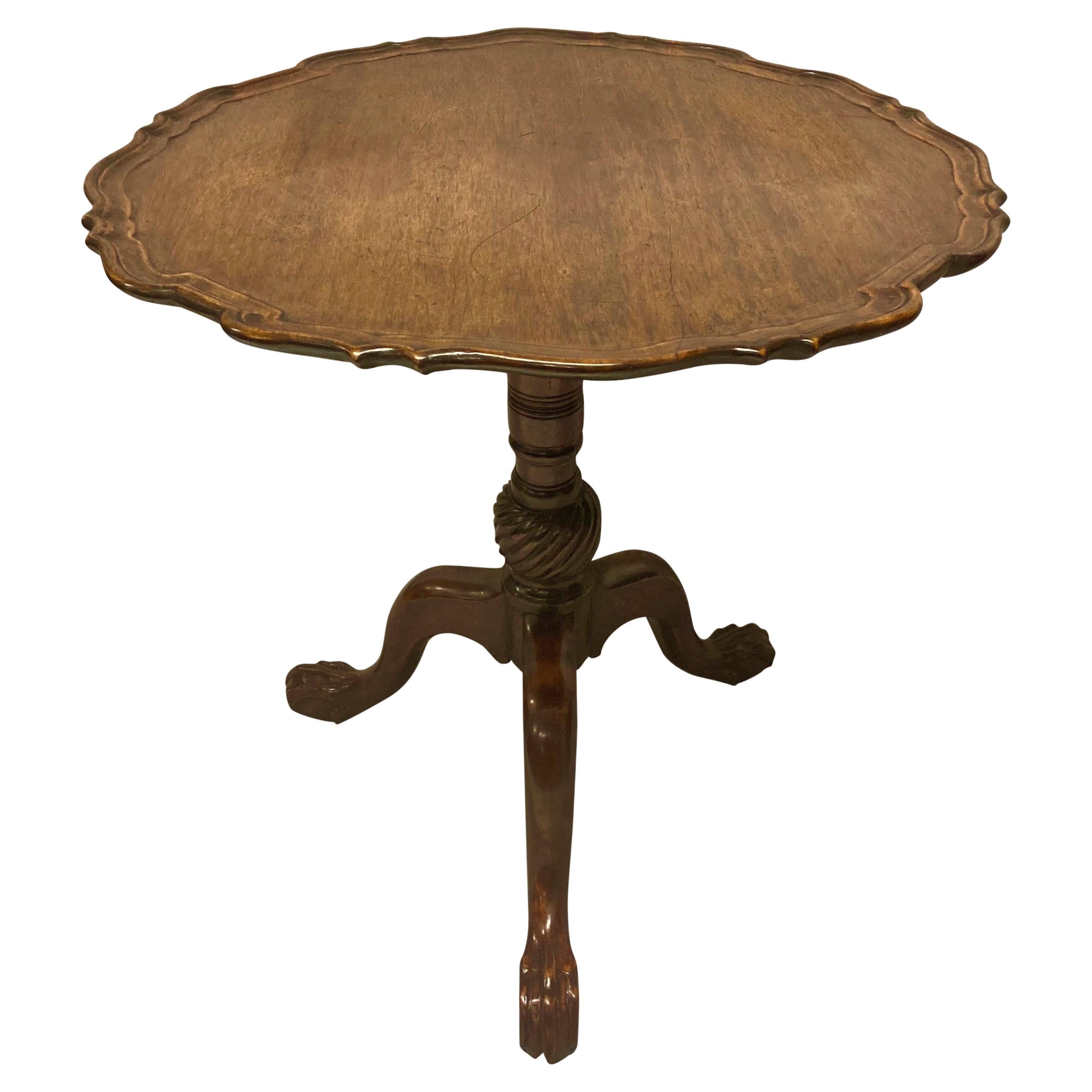 II Mahogany Scroll Foot Pie Crust Table For Sale at 1stDibs