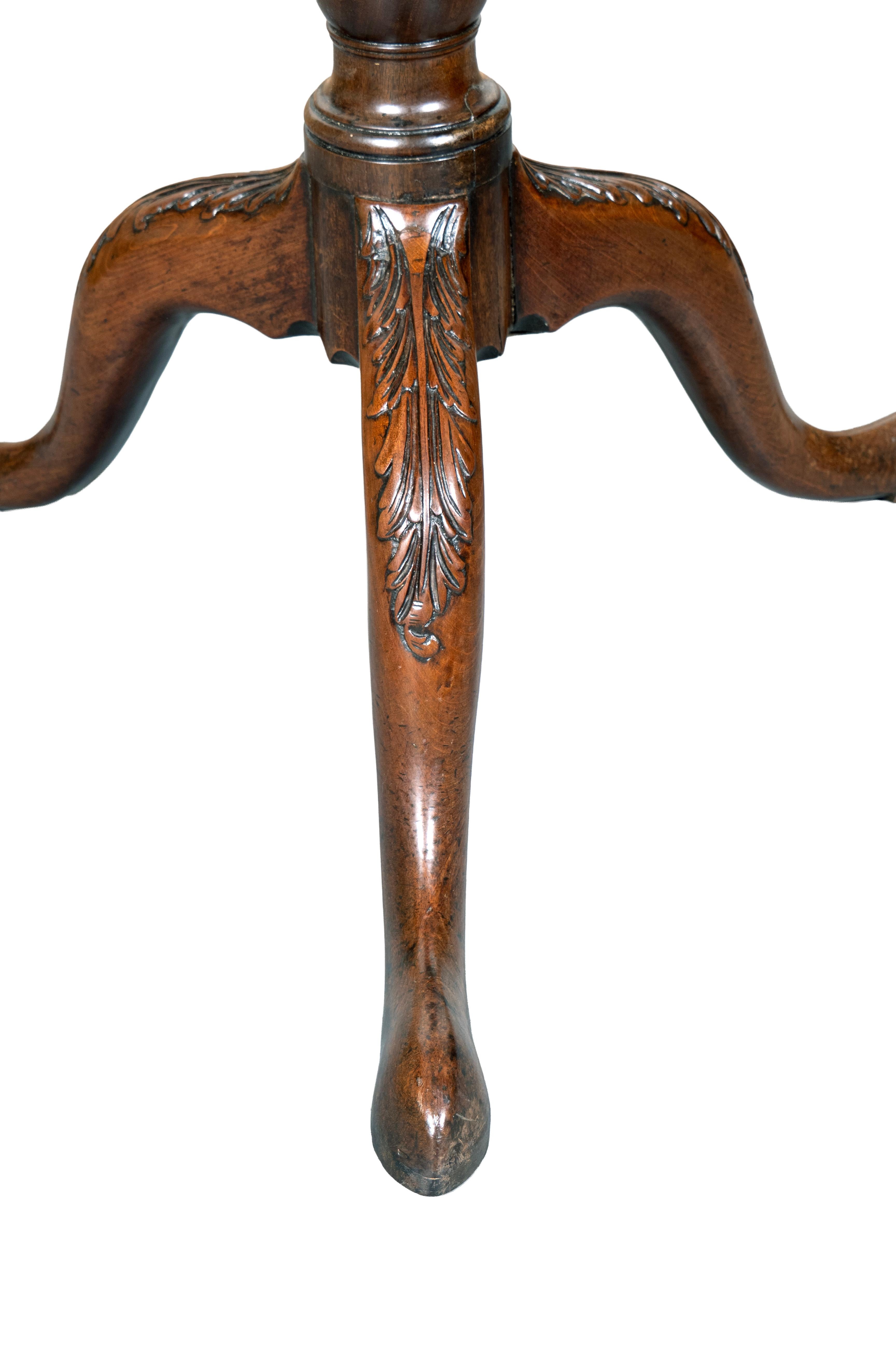George III Mahogany Piecrust Tilt Top Table For Sale 3