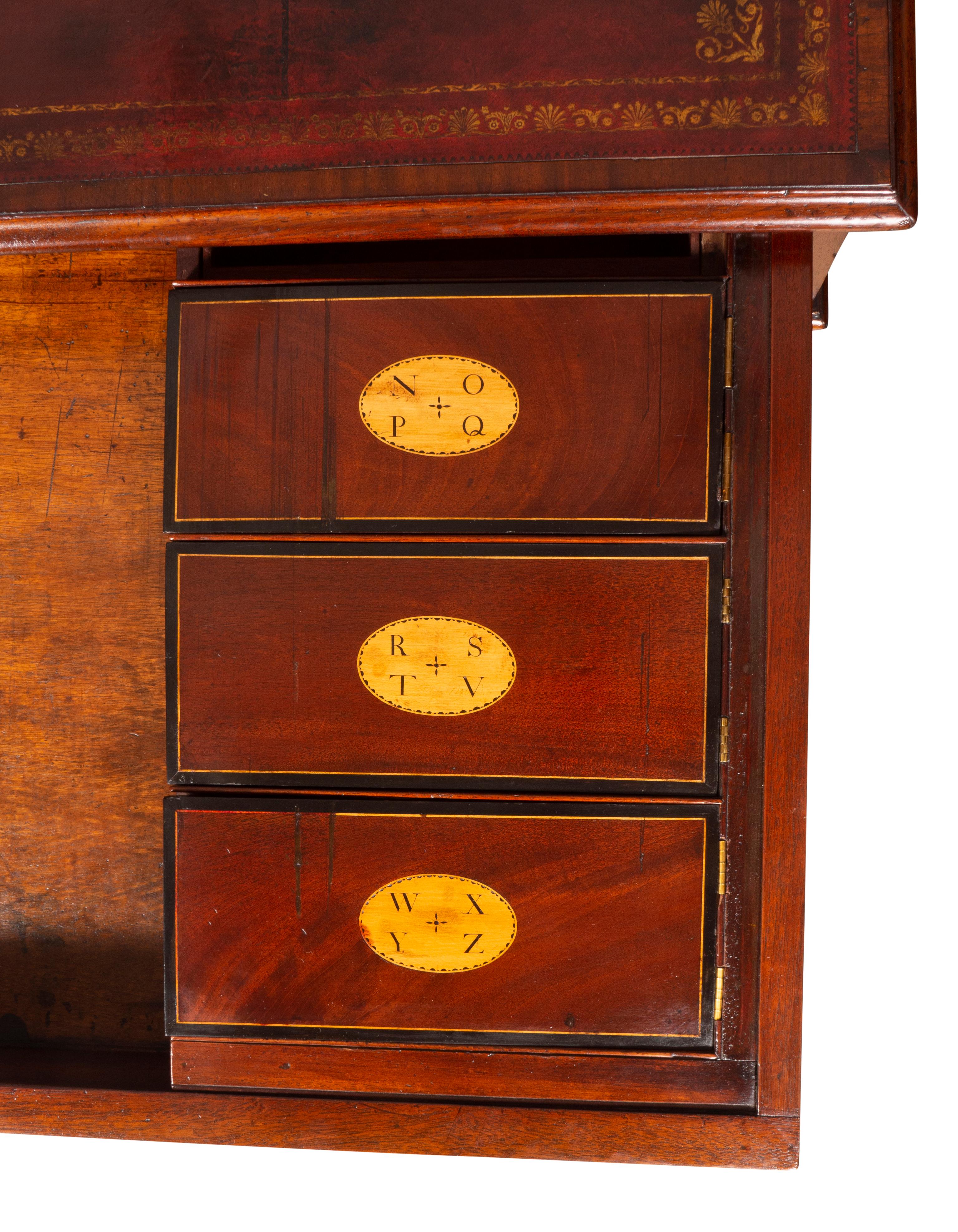 George III Mahogany Rent Desk by Gillows of Lancaster For Sale 10