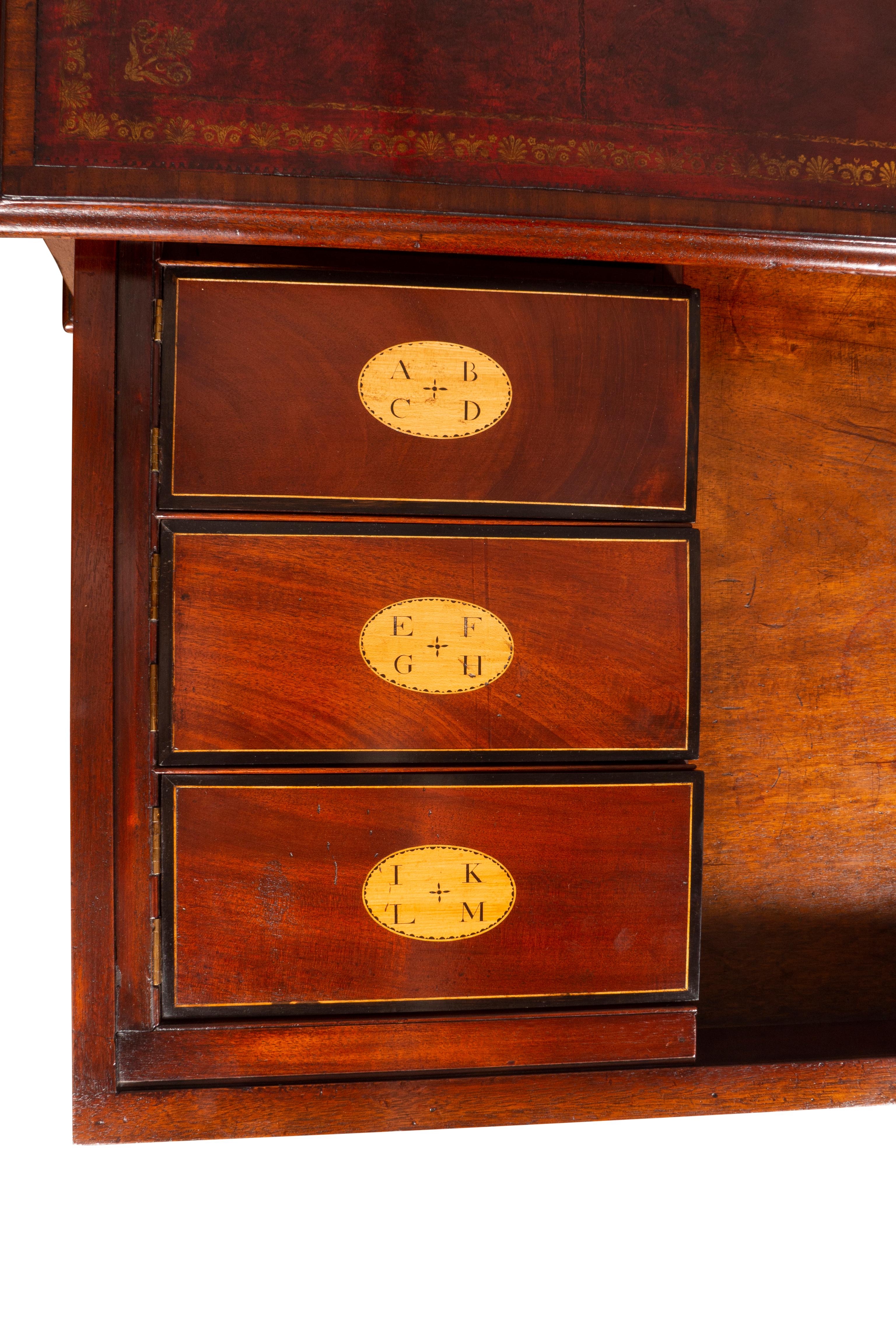George III Mahogany Rent Desk by Gillows of Lancaster For Sale 11