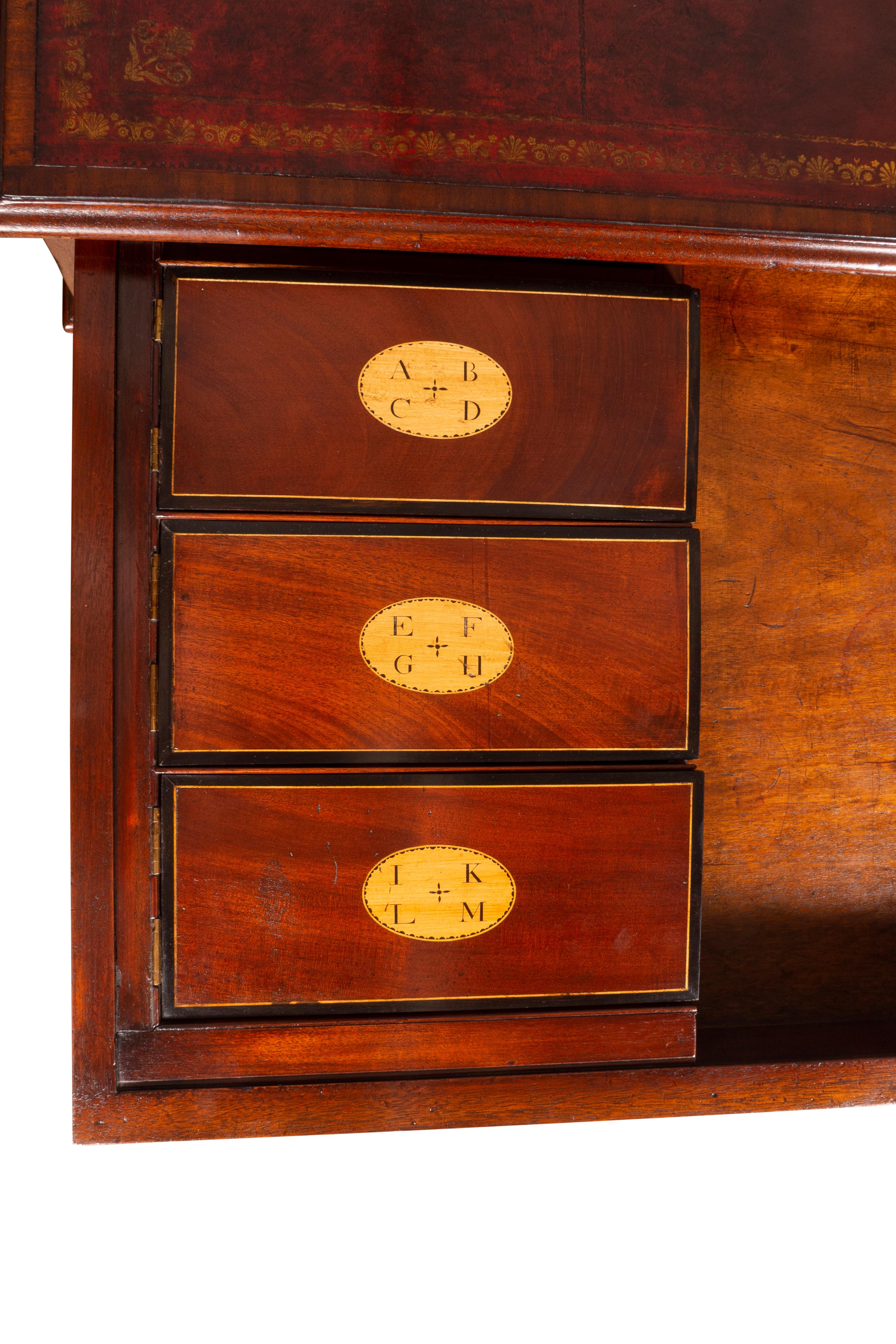 Rent-Schreibtisch aus Mahagoni von Gillows of Lancaster, George III. im Angebot 11