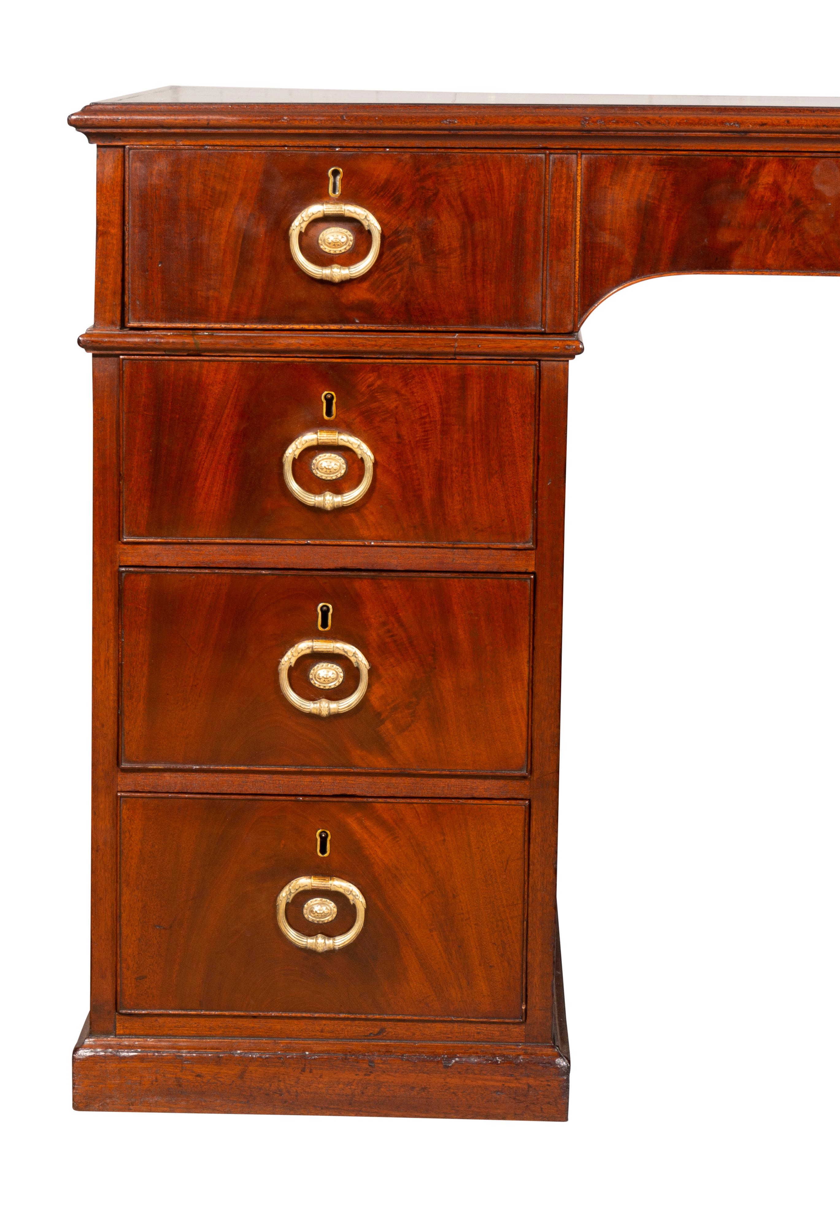 George III Mahogany Rent Desk by Gillows of Lancaster For Sale 12