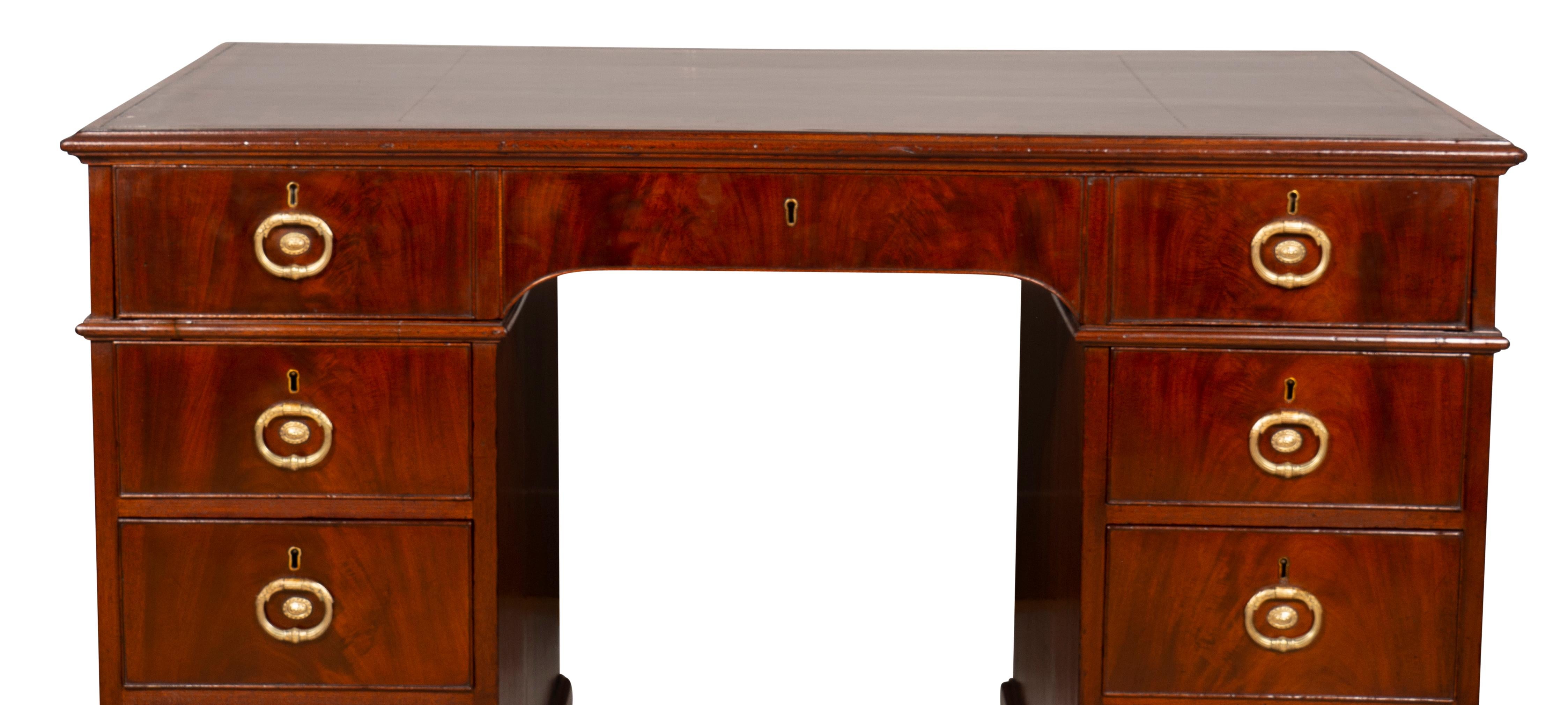 George III Mahogany Rent Desk by Gillows of Lancaster For Sale 14