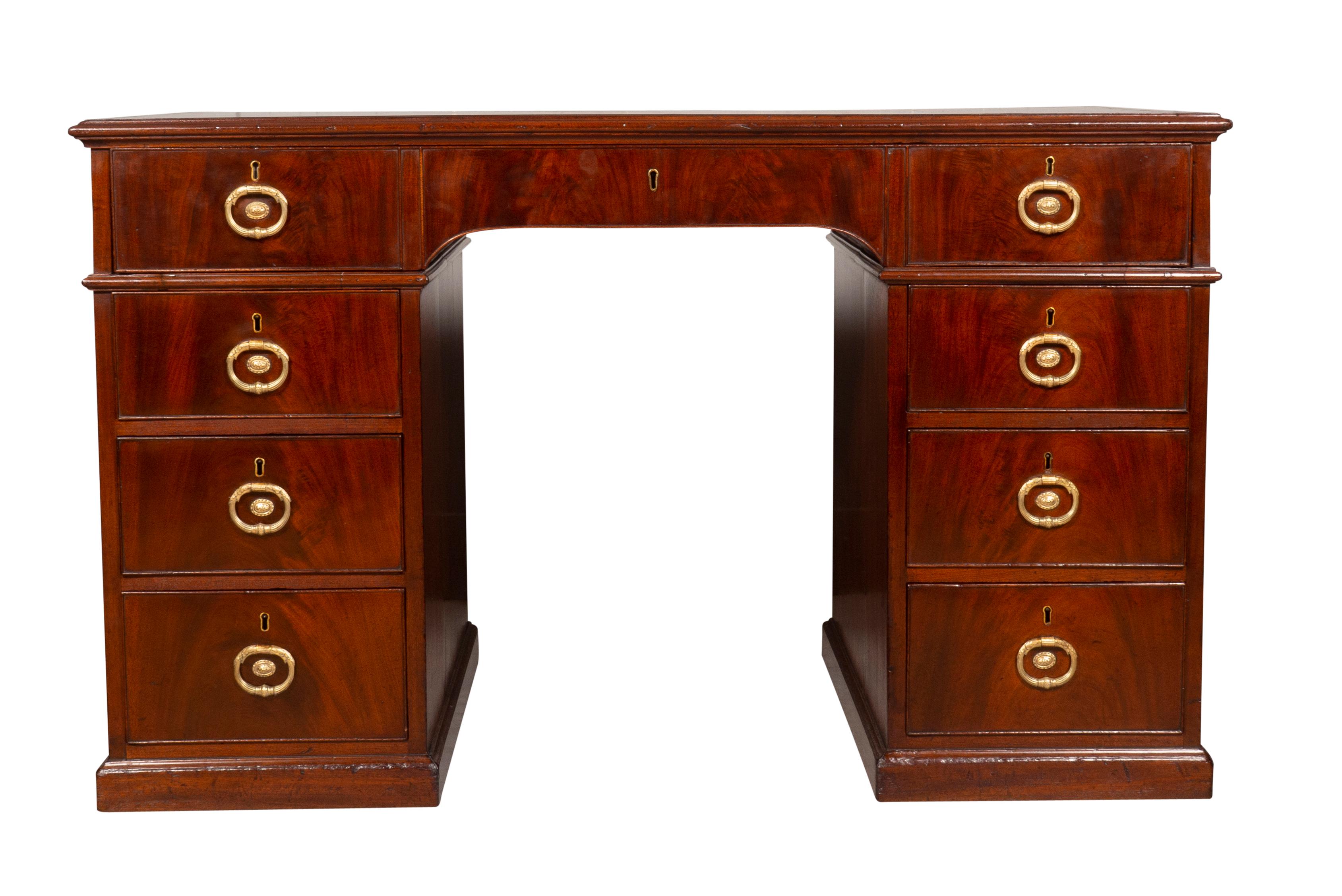 Late 18th Century George III Mahogany Rent Desk by Gillows of Lancaster For Sale