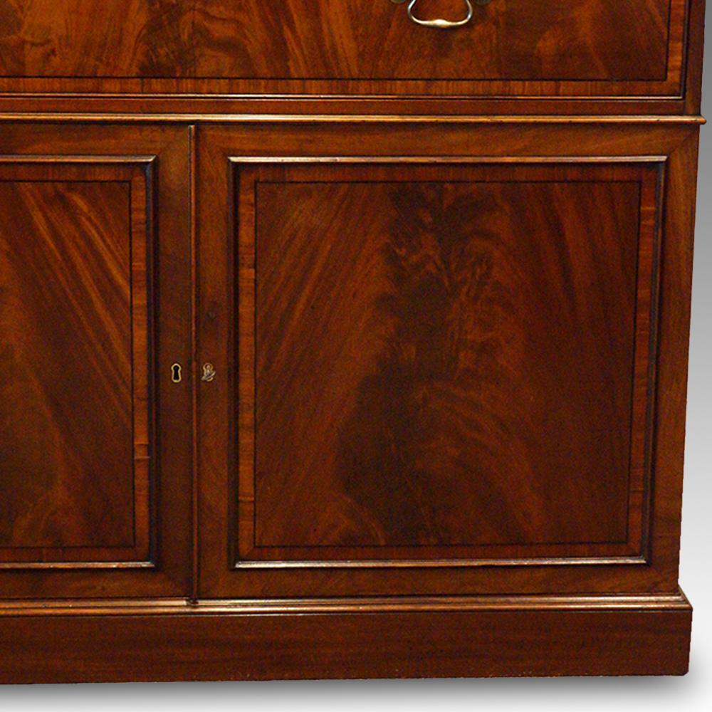 English George III mahogany secretaire library bookcase, 19th. century, Georgian 9