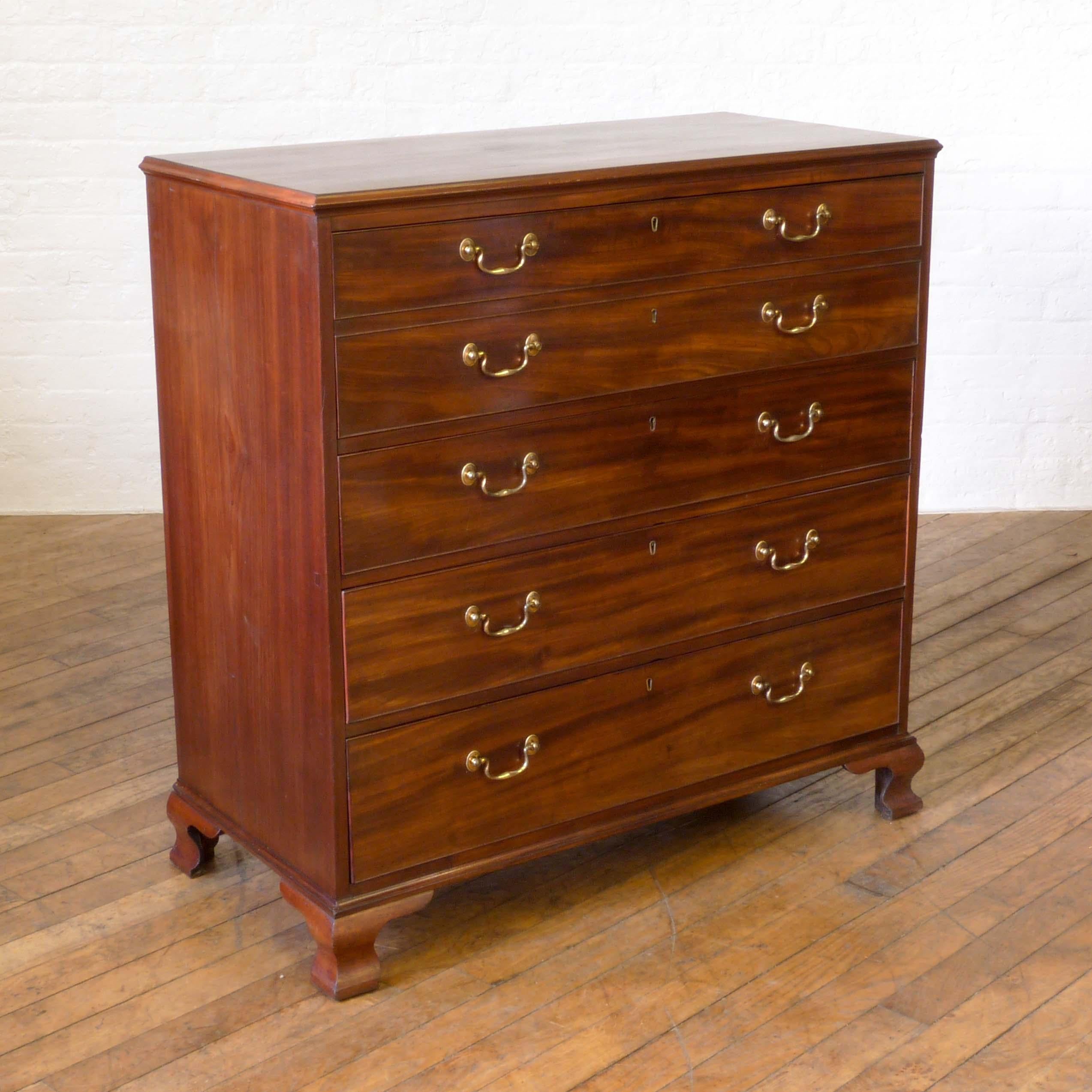 A fine George 3rd mahogany secretaire chest of drawers in super competition for it's 200+ years. Giving the appearance of a five drawer chest of drawers, the top two are actually the secretaire with three long drawers underneath. From the original