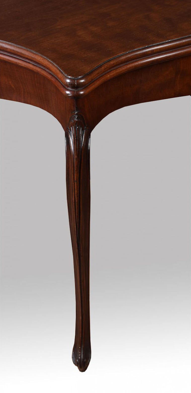 Table à cartes serpentine en acajou George III dans le goût français de Hepplewhite Bon état - En vente à Cheshire, GB