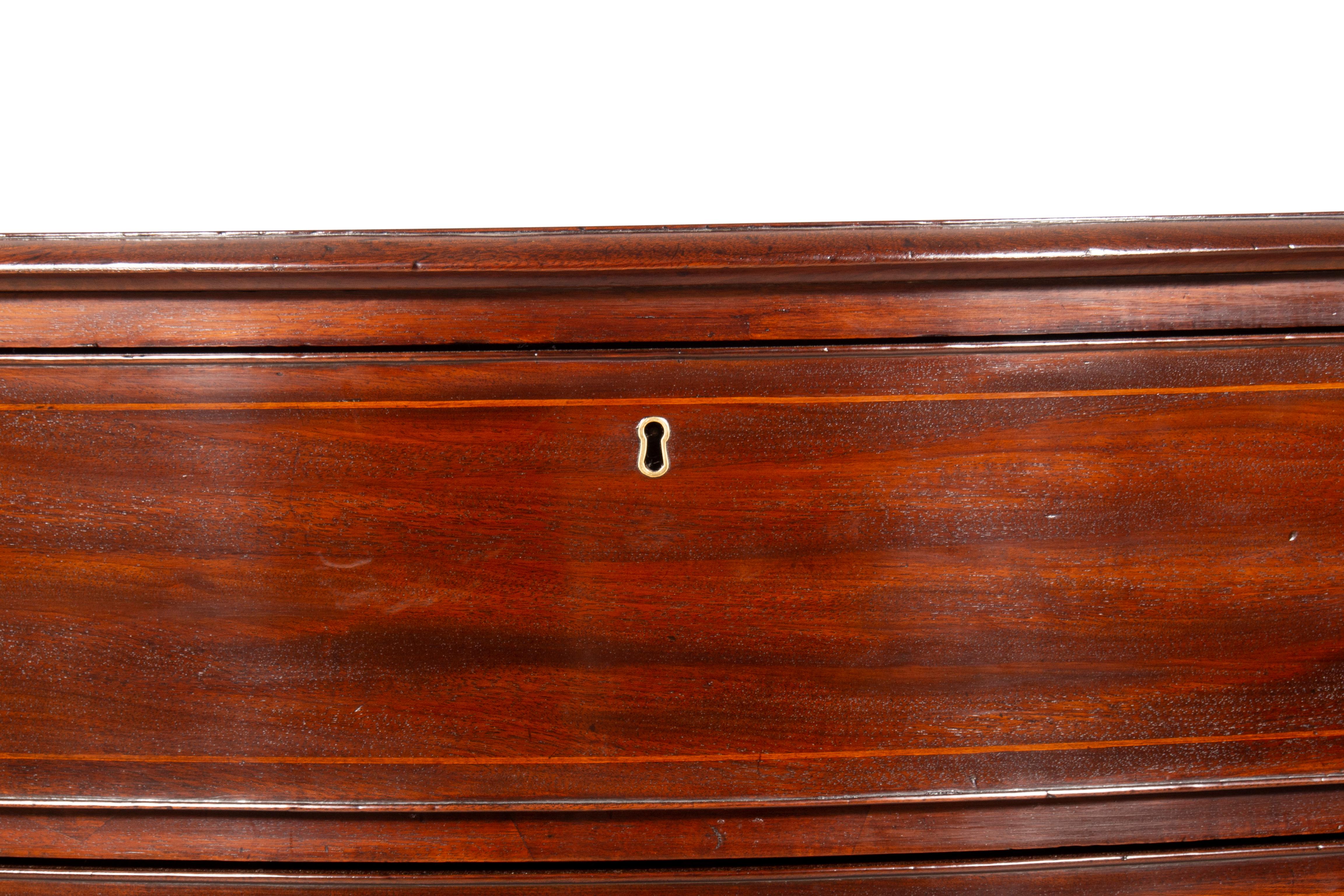 George III Mahogany Serpentine Chest of Drawers For Sale 8