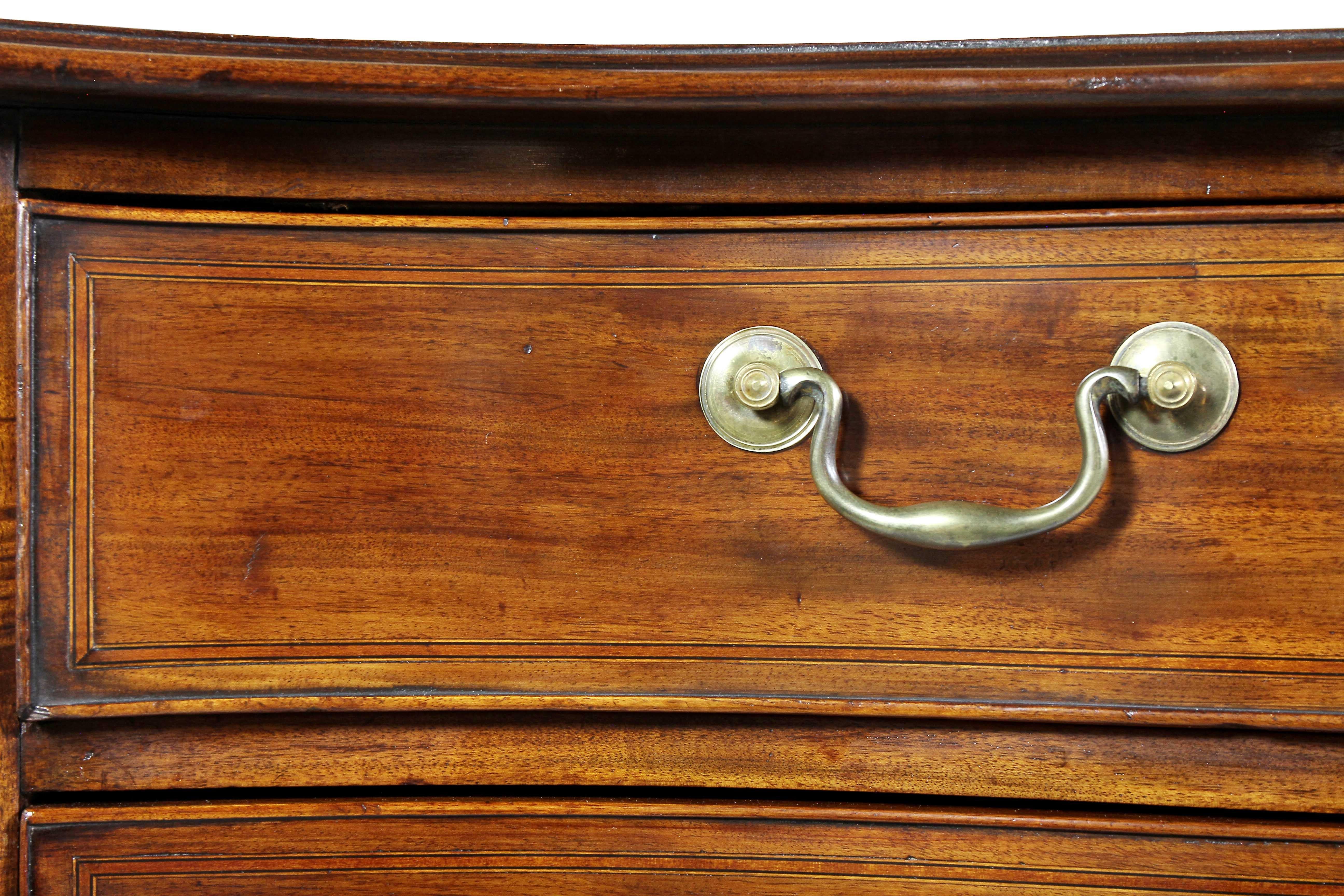 English George III Mahogany Serpentine Chest of Drawers