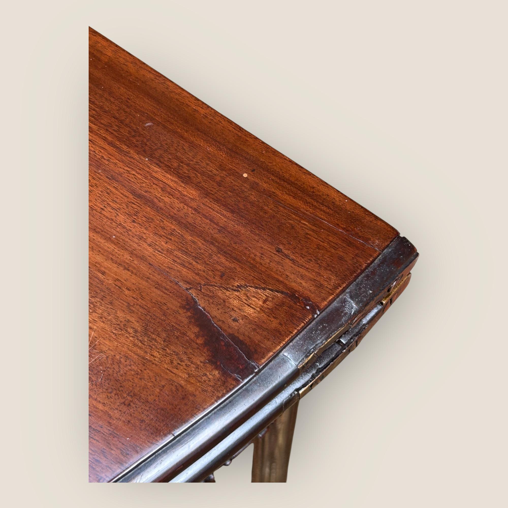 George III Mahogany Serpentine Fronted Card Table For Sale 4
