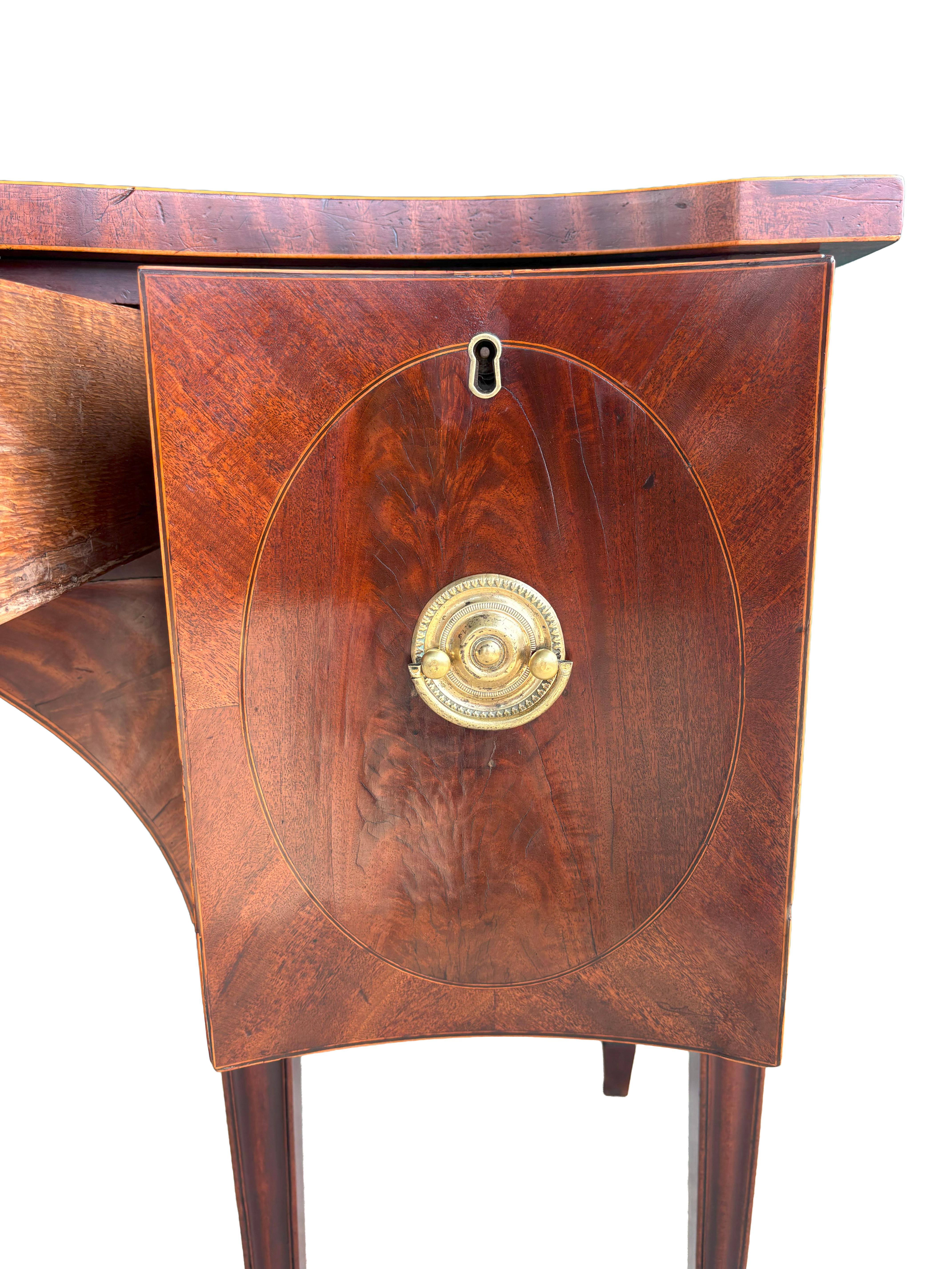 George III Mahogany Serpentine Sideboard For Sale 2