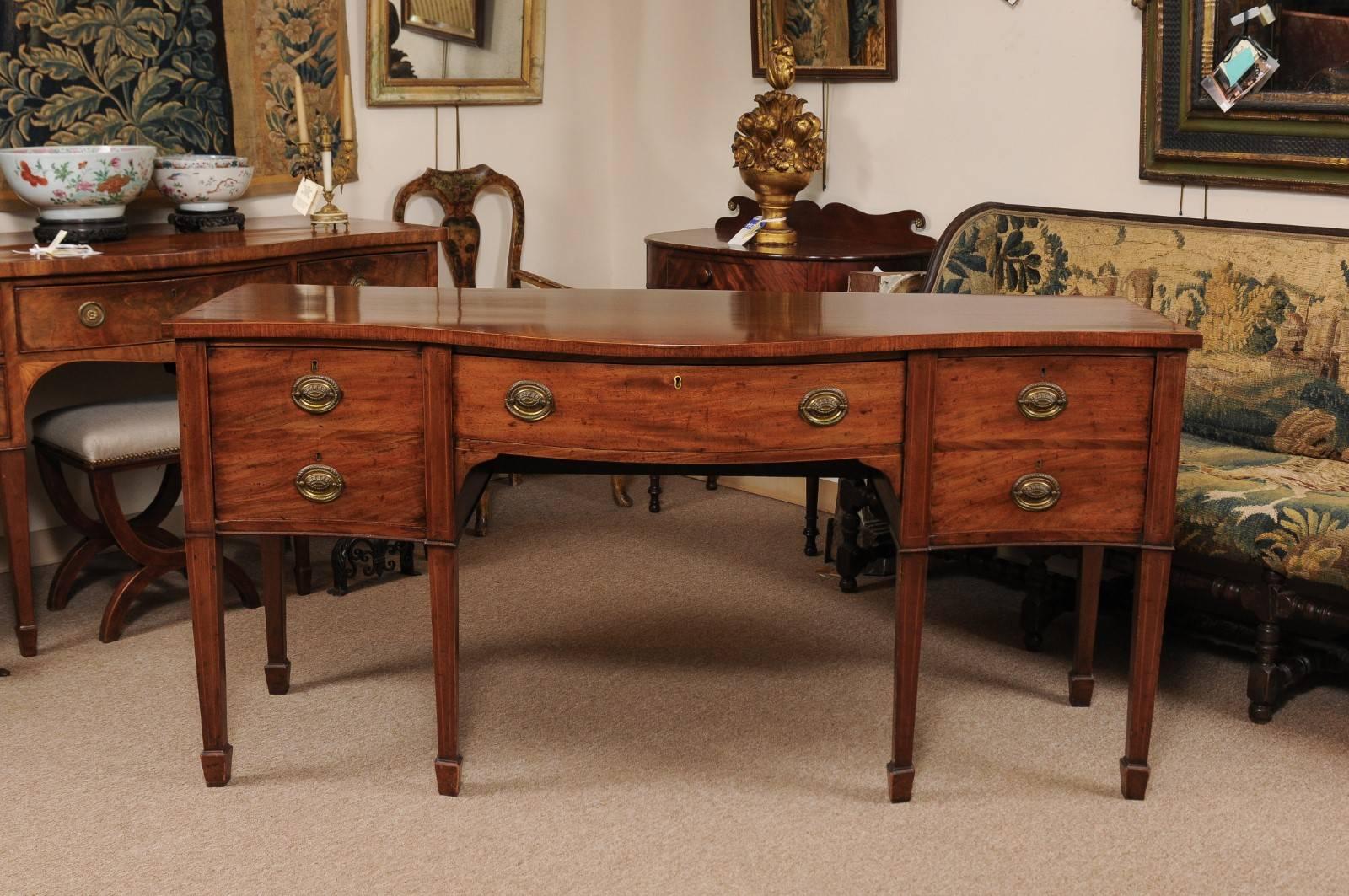 Inlay George III Mahogany Serpentine Sideboard with Kingswood Cross-Banding