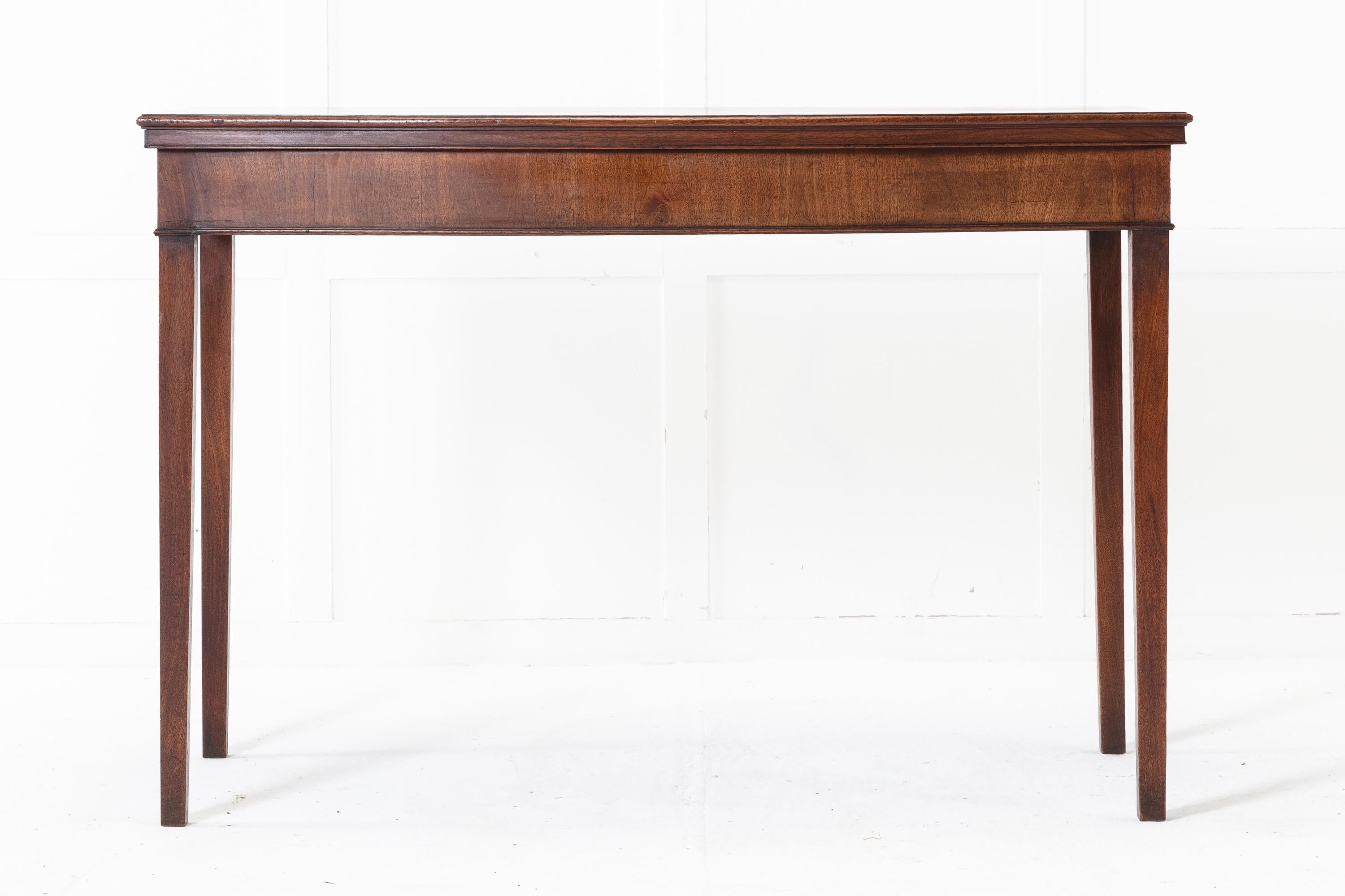 19th Century George III Mahogany Side/Serving Table For Sale