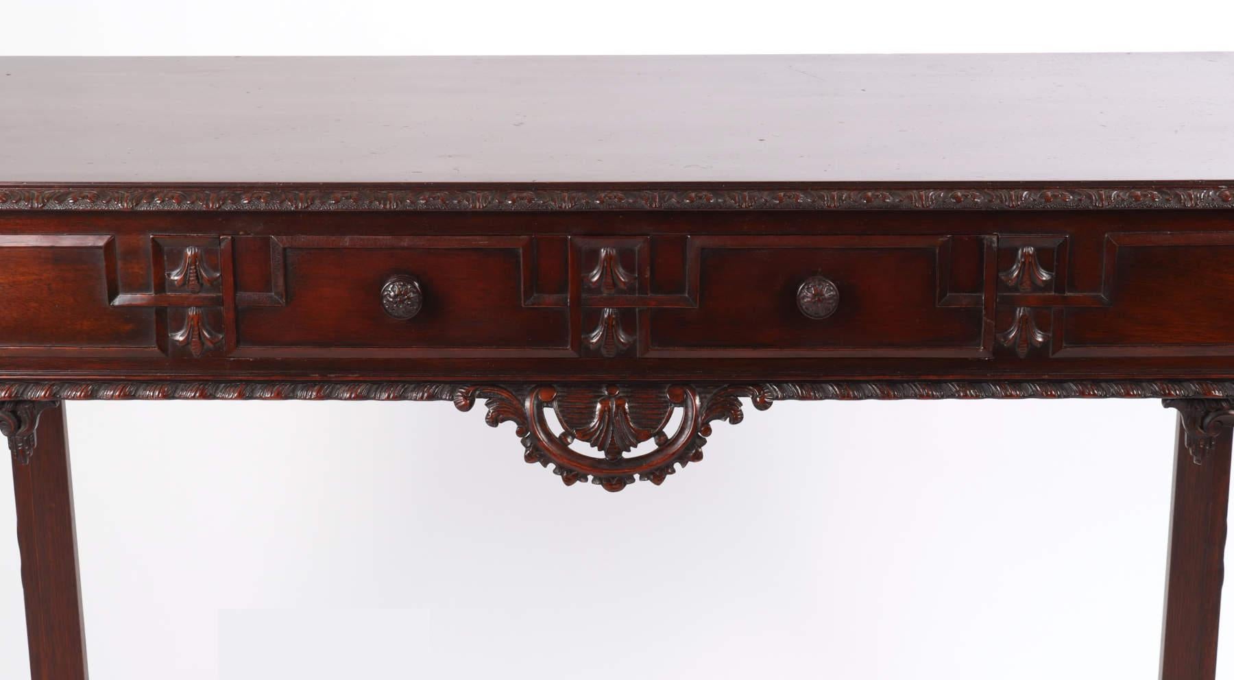 George III Mahogany Side Table, circa. 1800 For Sale 2