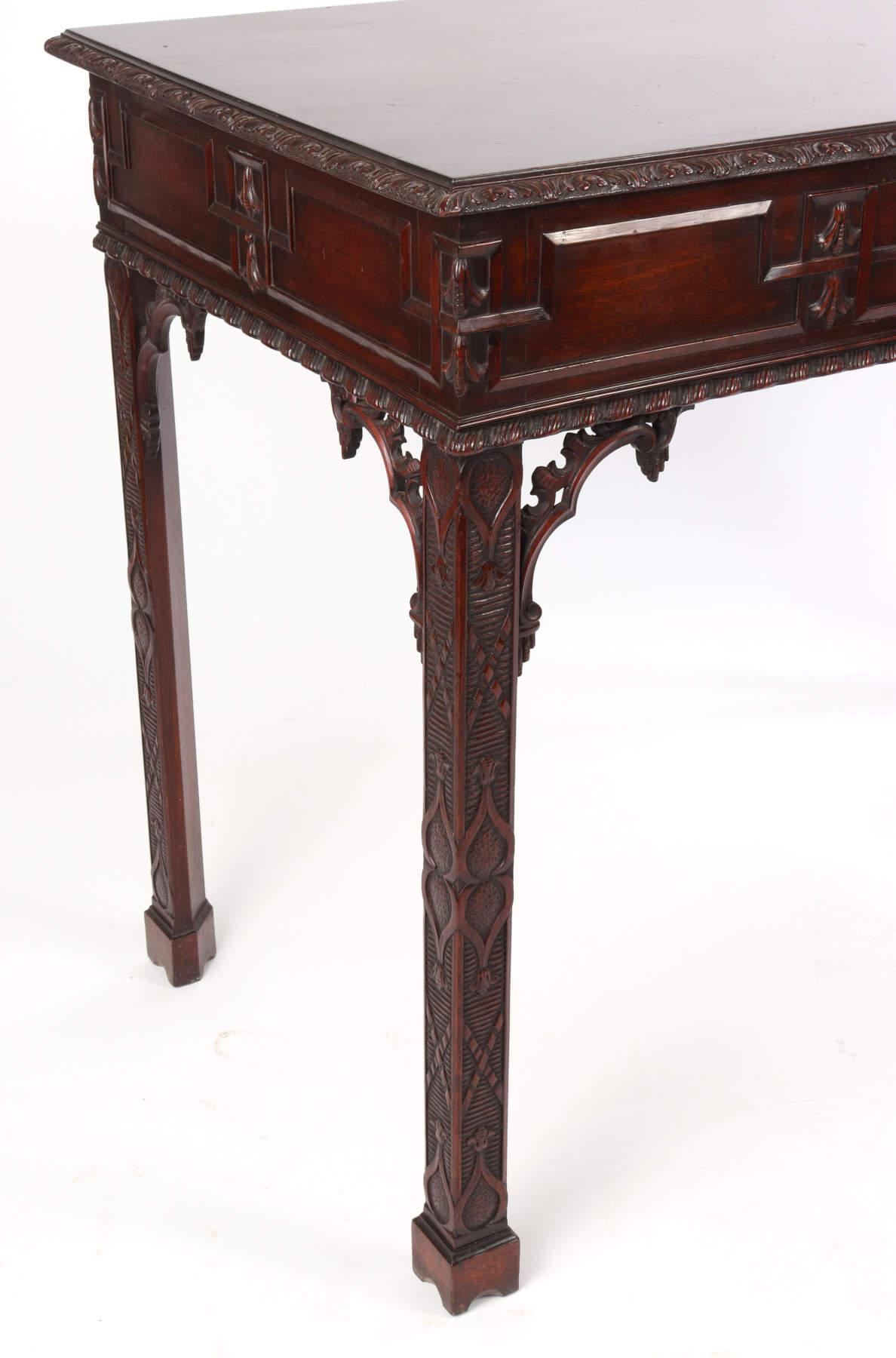 George III Mahogany Side Table, circa. 1800 For Sale 3