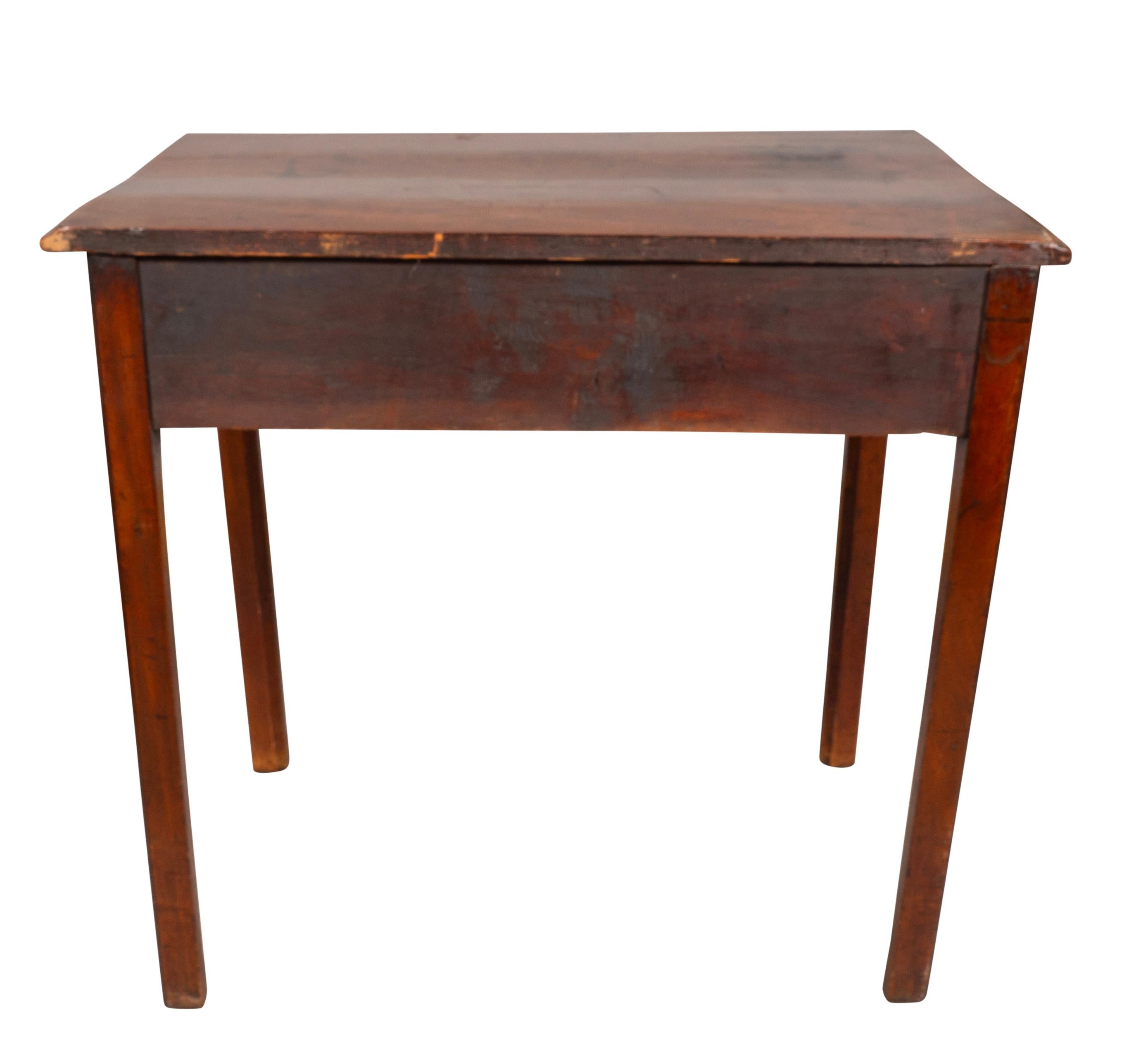 XVIIIe siècle Table d'appoint en acajou George III en vente