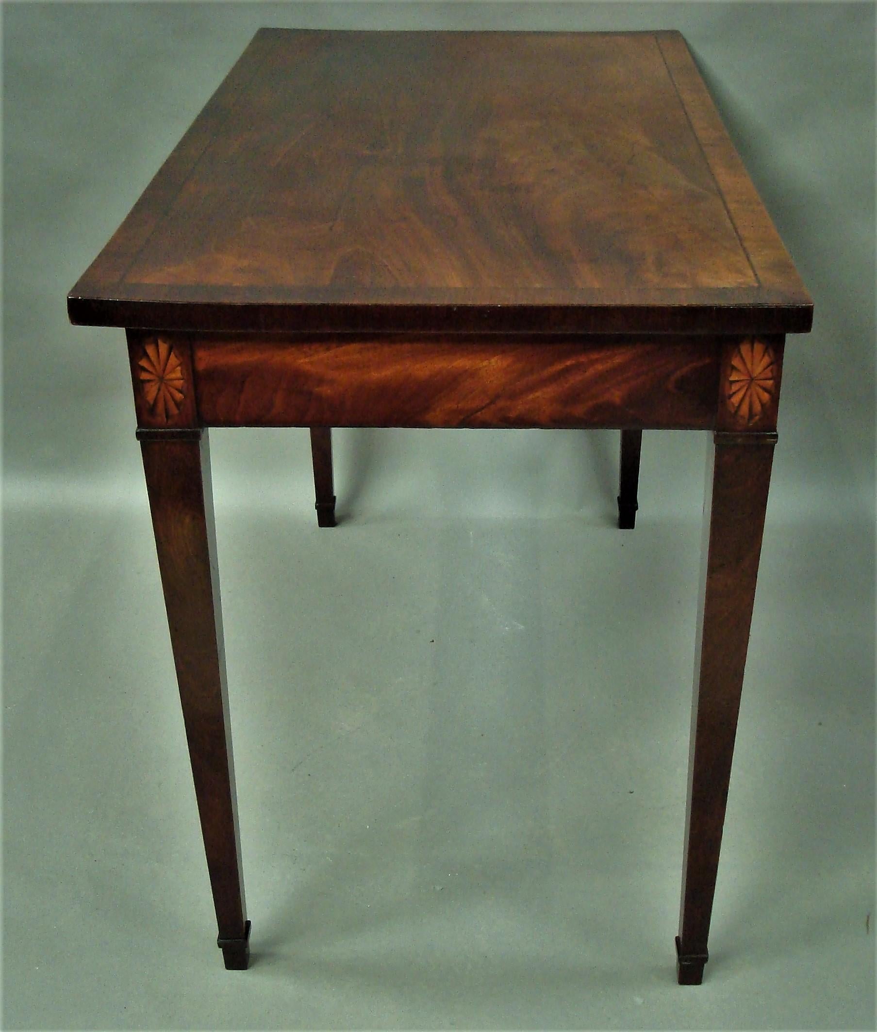 English George III Mahogany Side Table or Serving Table For Sale