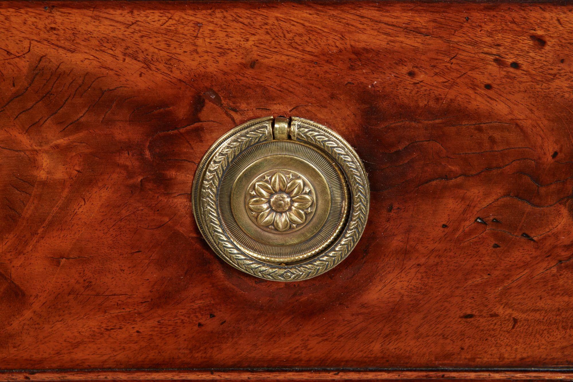 Credenza in mogano di Giorgio III in vendita 3