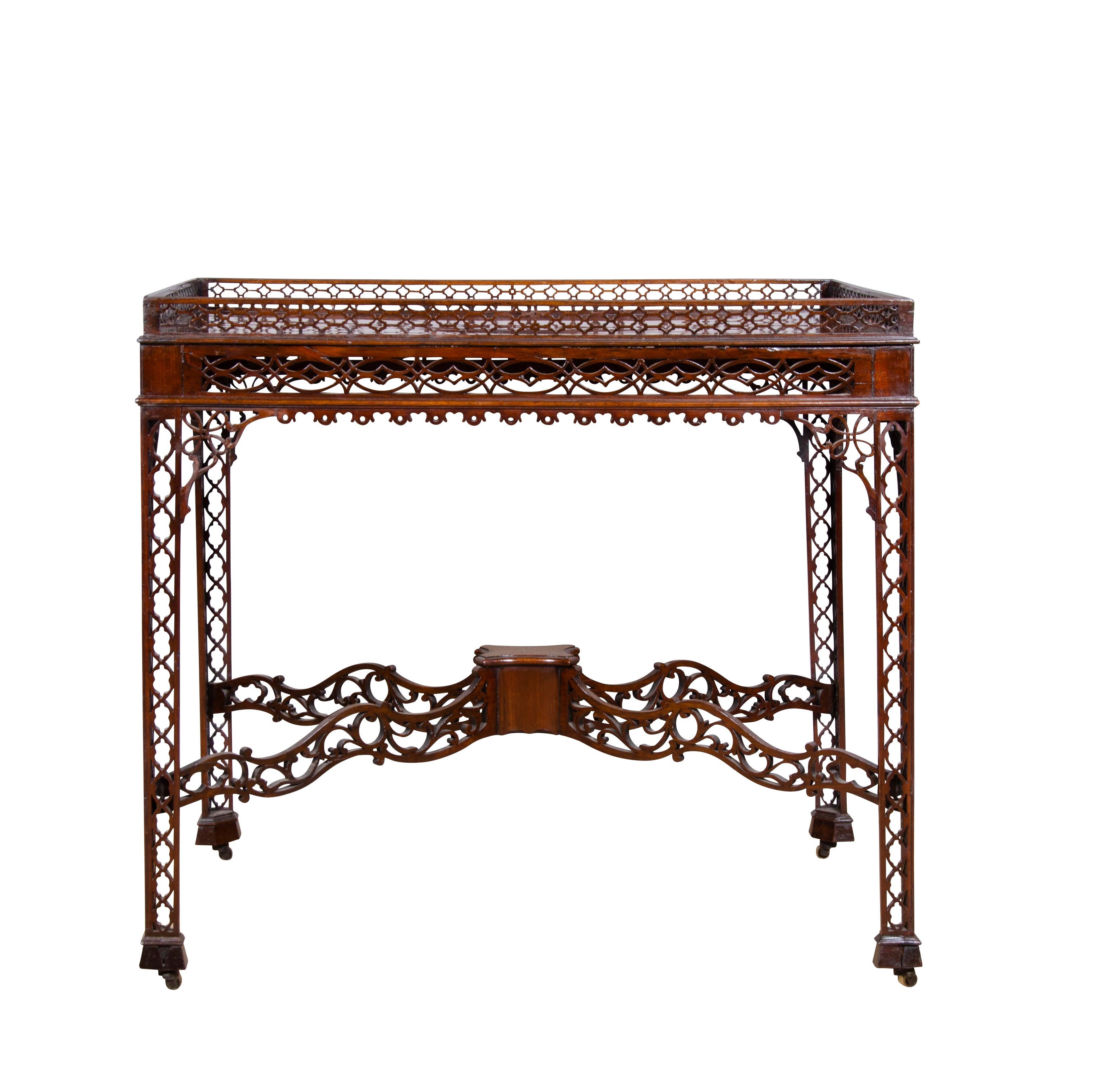 English George III Mahogany Silver Table For Sale