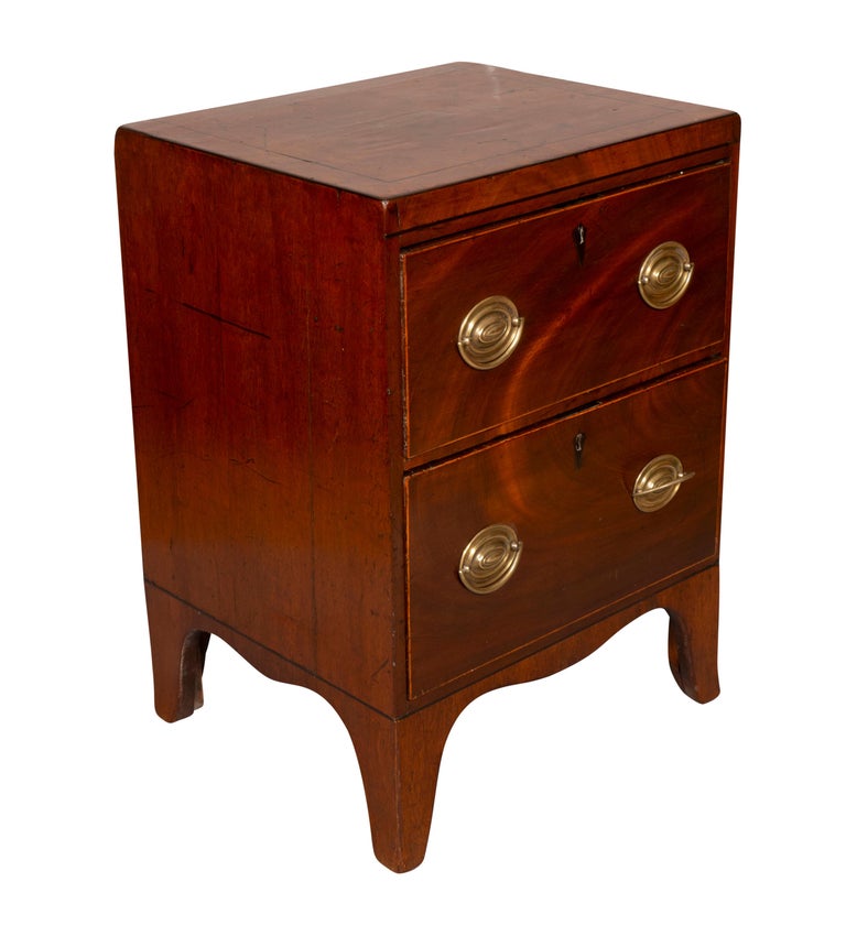 III Mahogany Small Chest of Drawers For Sale at 1stDibs