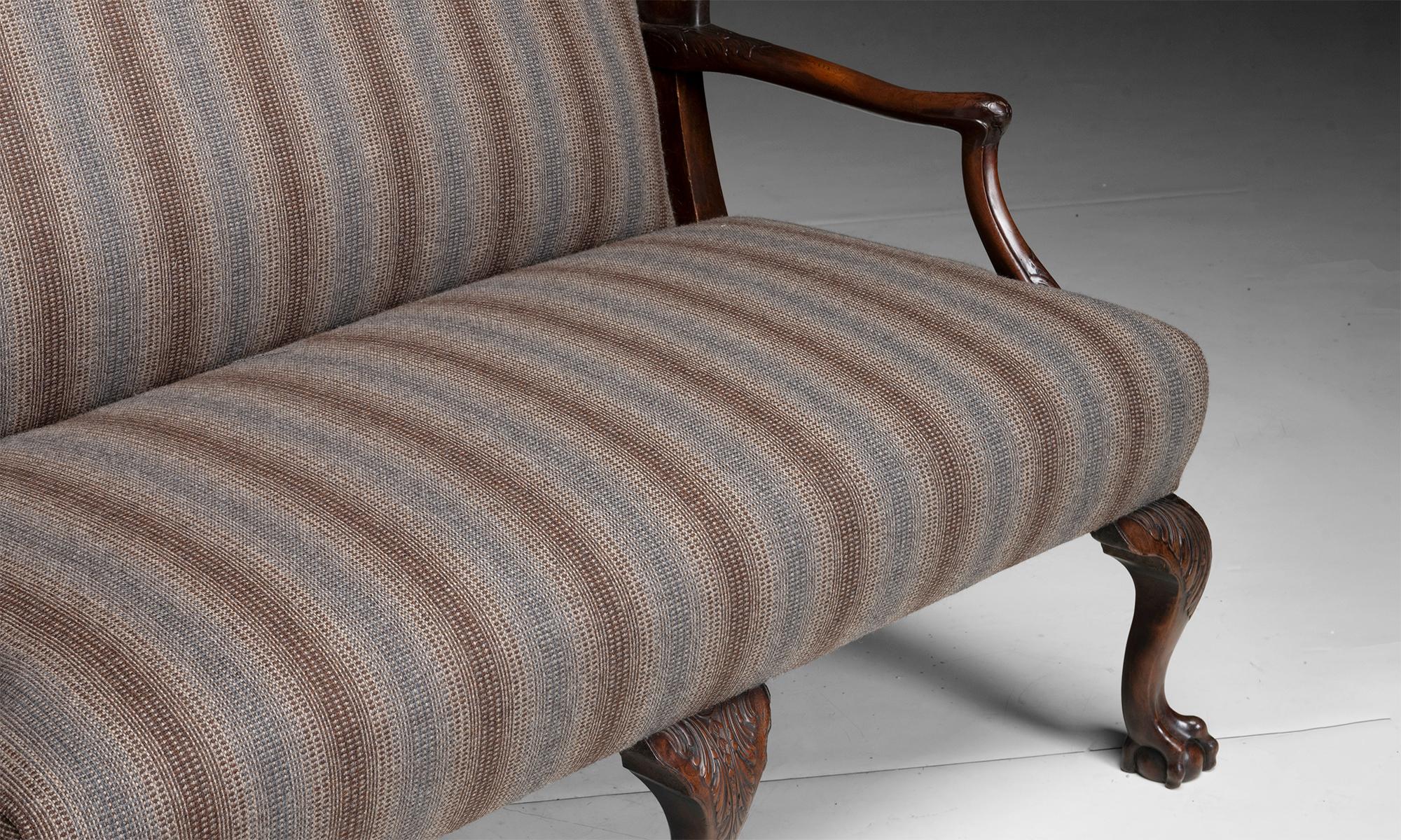 English George III Mahogany Sofa, England circa 1750