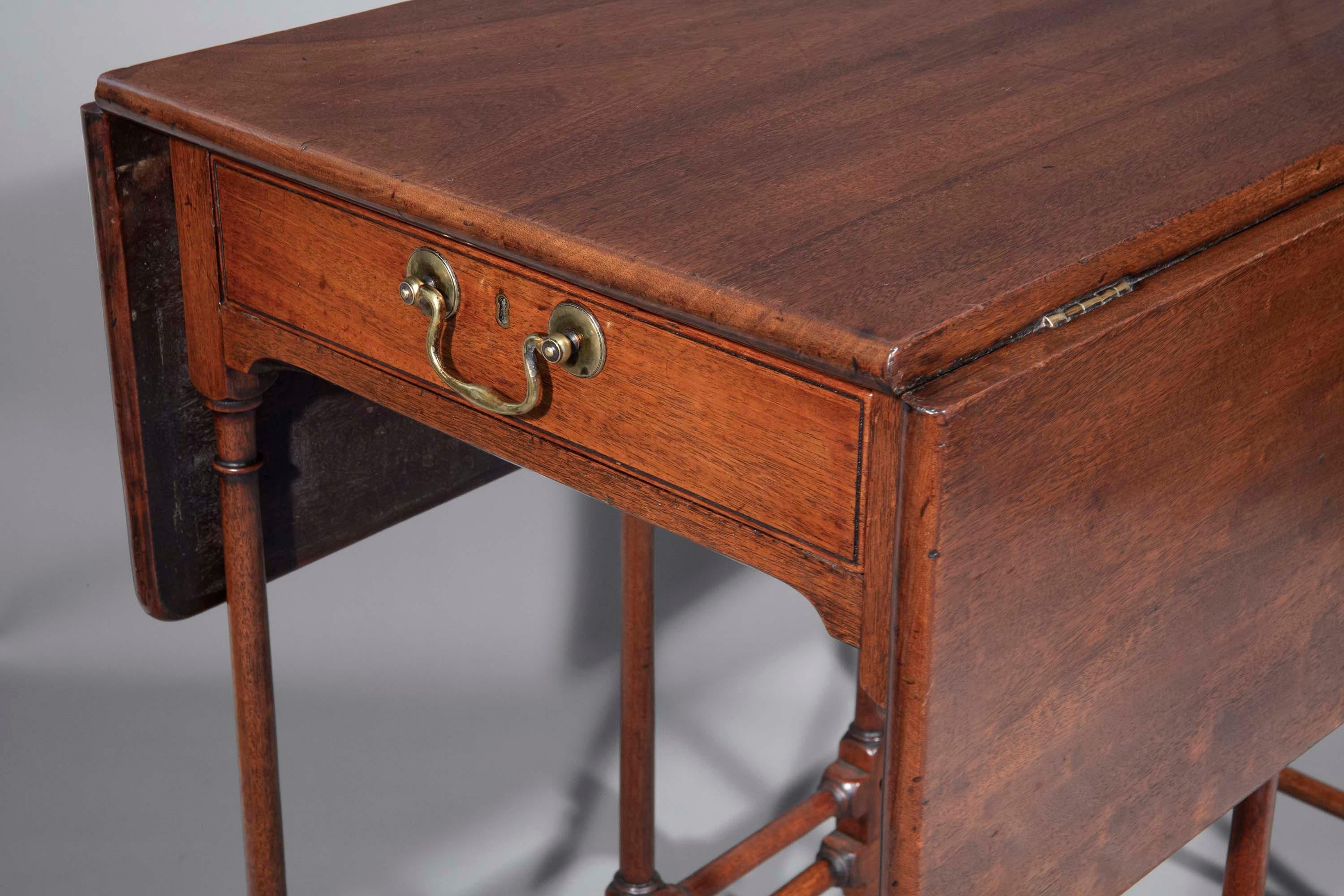 George III Mahogany Spider Leg Table For Sale 2