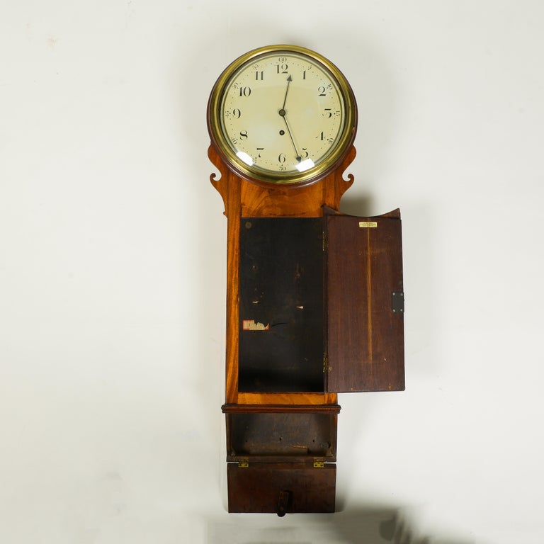 Horloge de taverne en acajou George III En vente sur 1stDibs