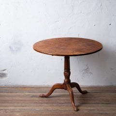 George III Mahogany Tilt-Top, 18th Century