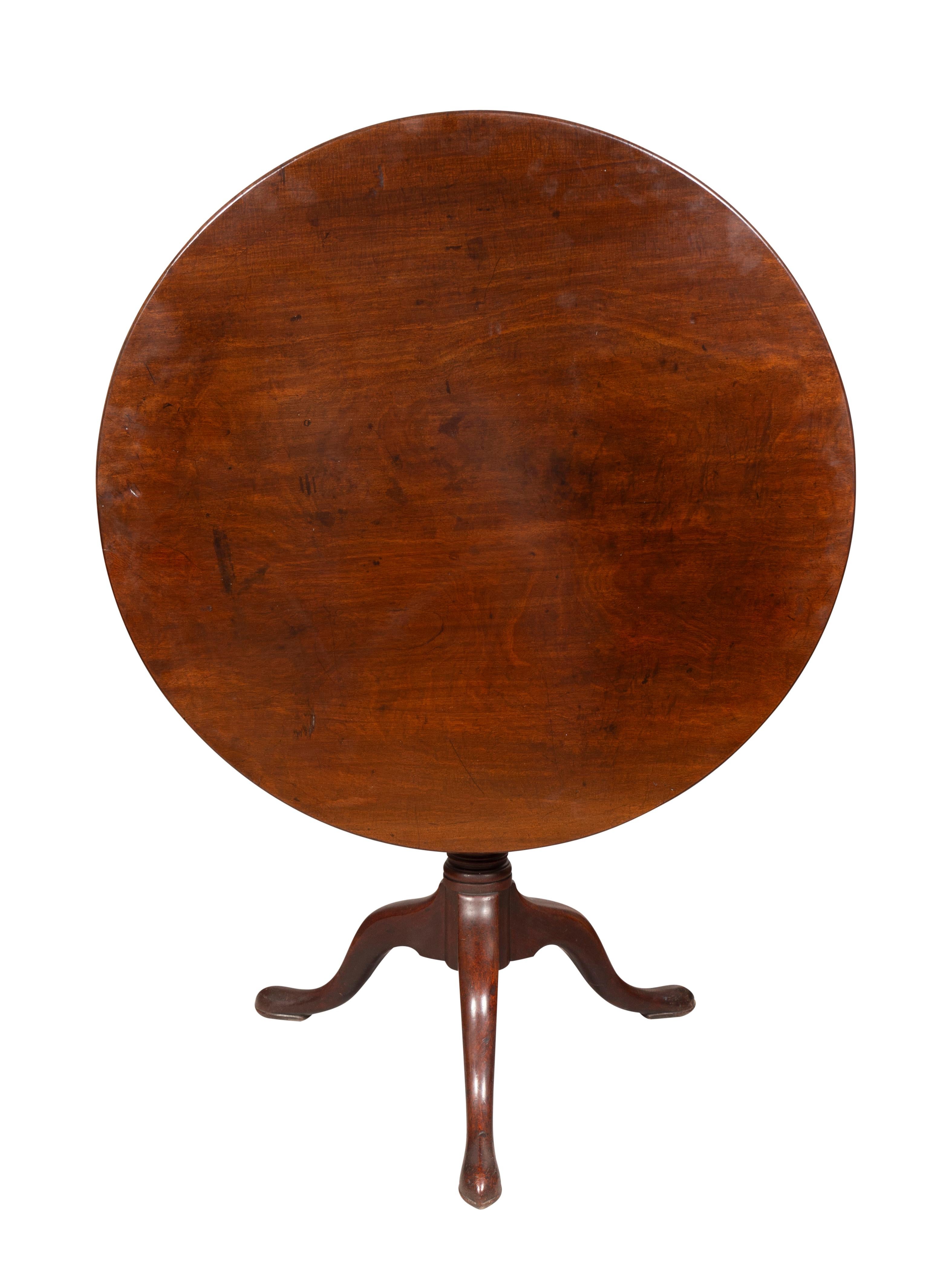 Late 18th Century George III Mahogany Tilt Top Table For Sale