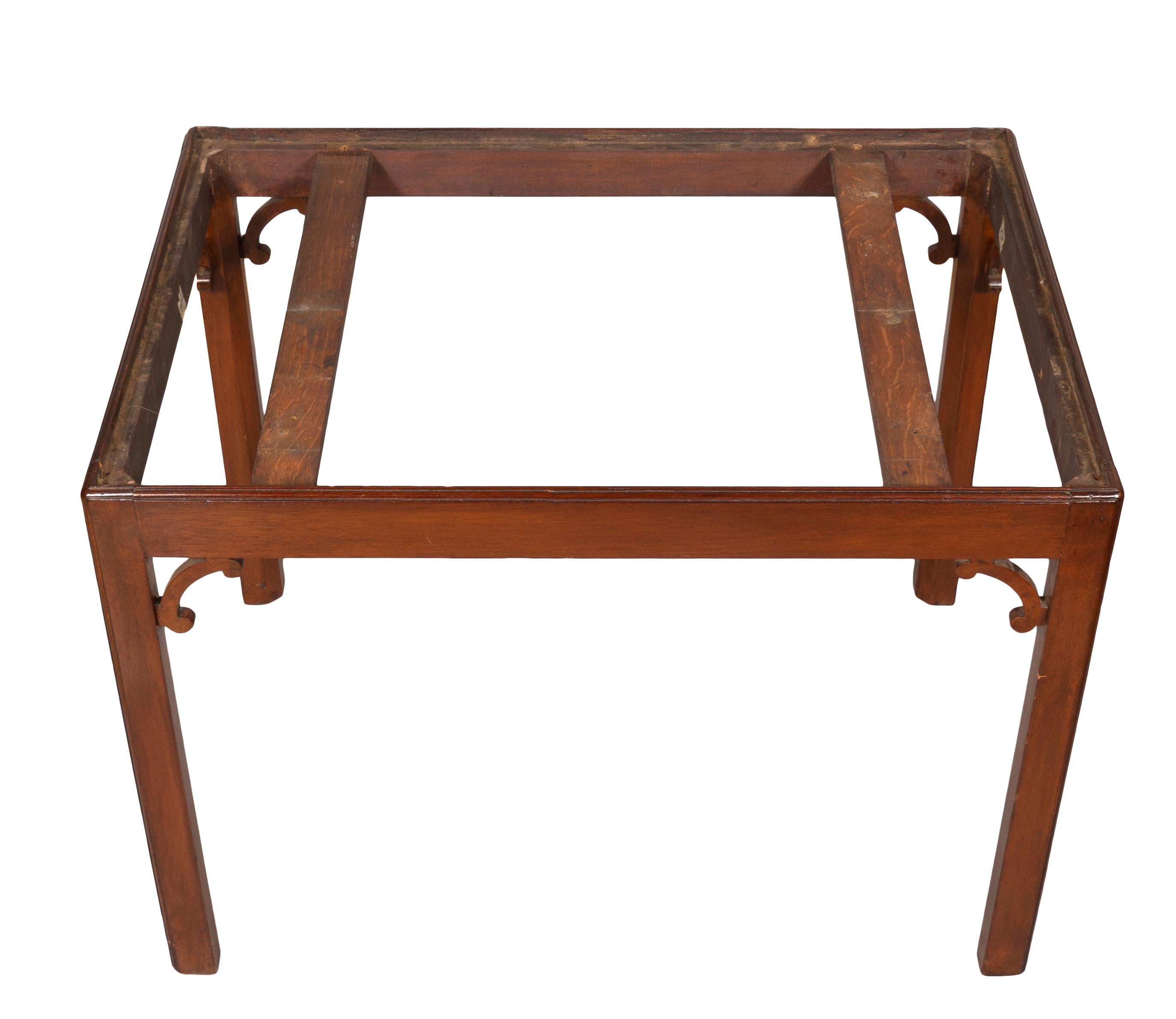 George III Mahogany Tray Table For Sale 3
