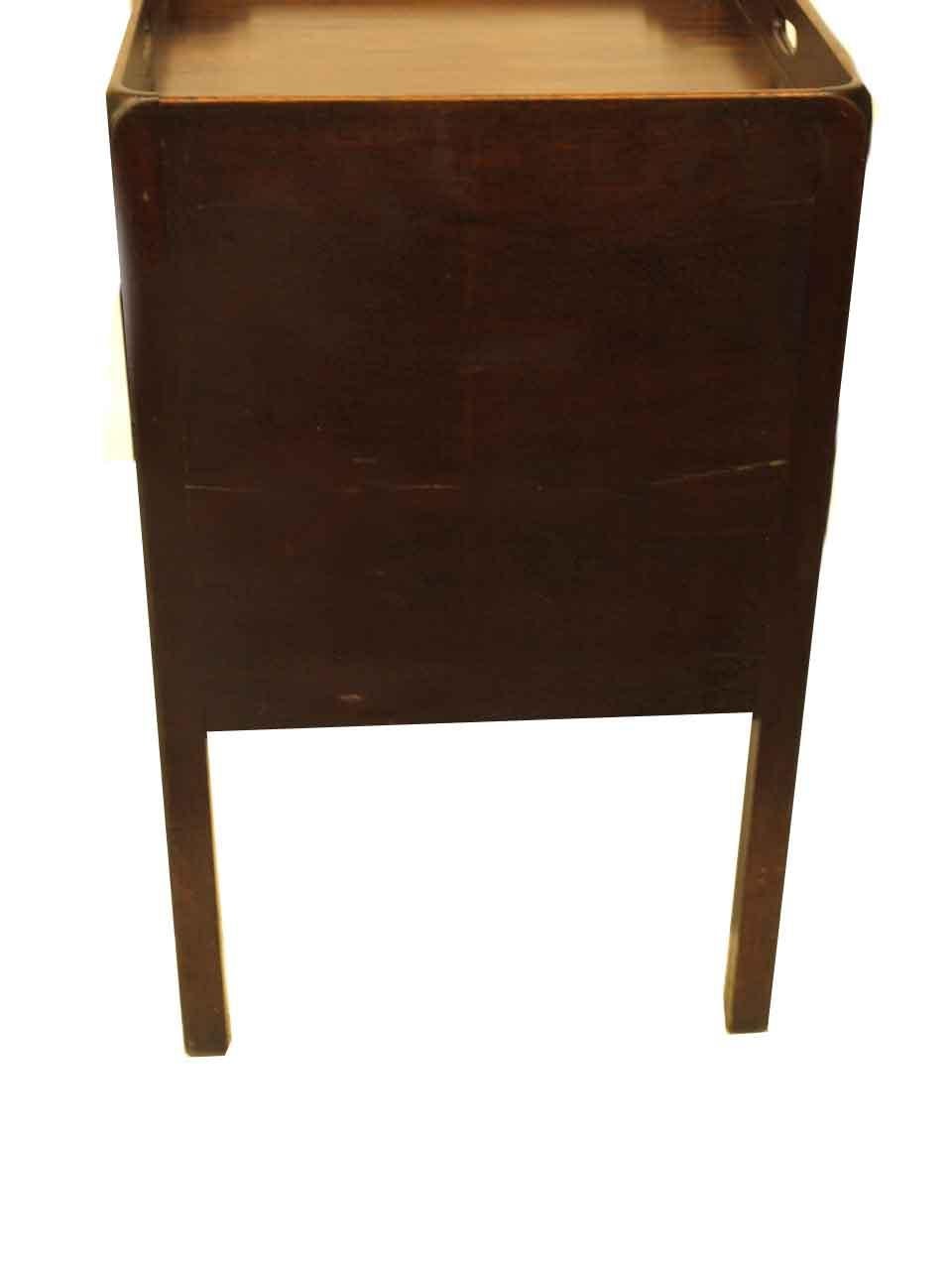 George III Mahogany Tray Top Commode For Sale 2