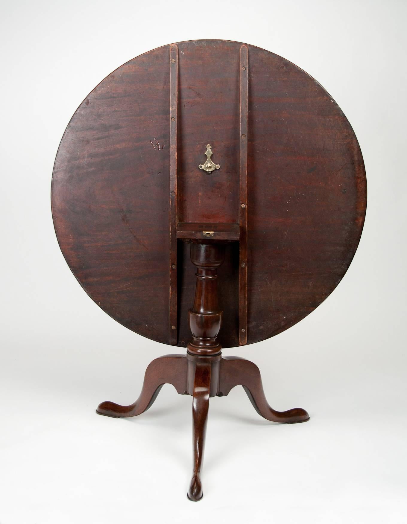 George III Mahogany Tripod Table of Large Proportions 8