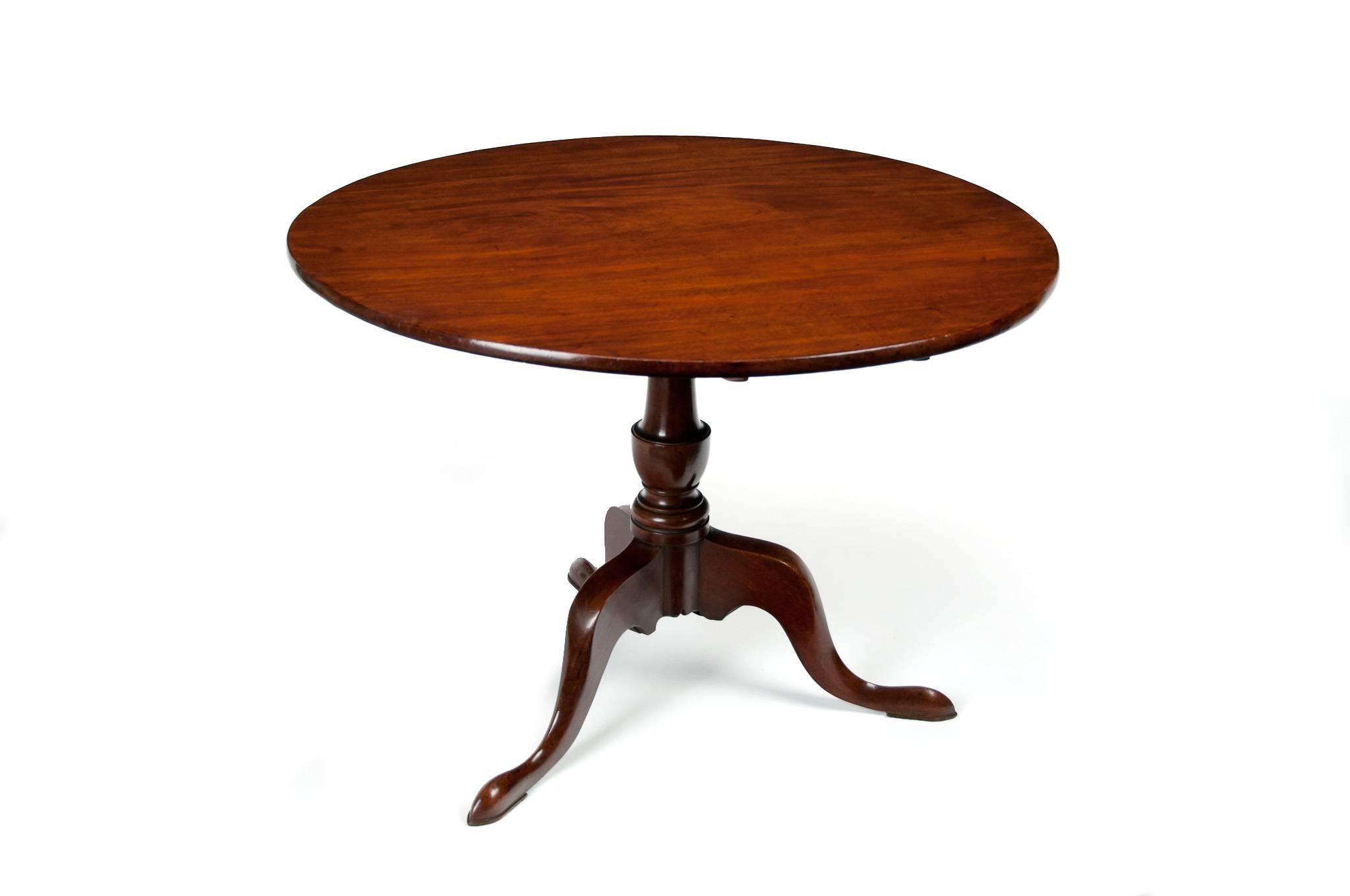 George III Mahogany Tripod Table of Large Proportions 2