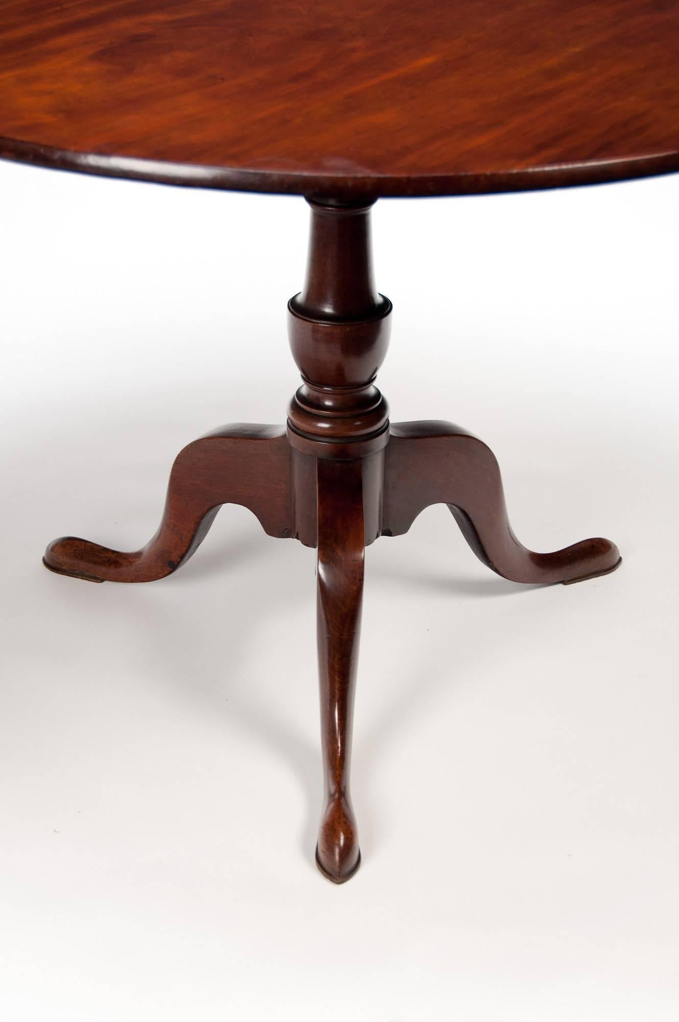 George III Mahogany Tripod Table of Large Proportions 3