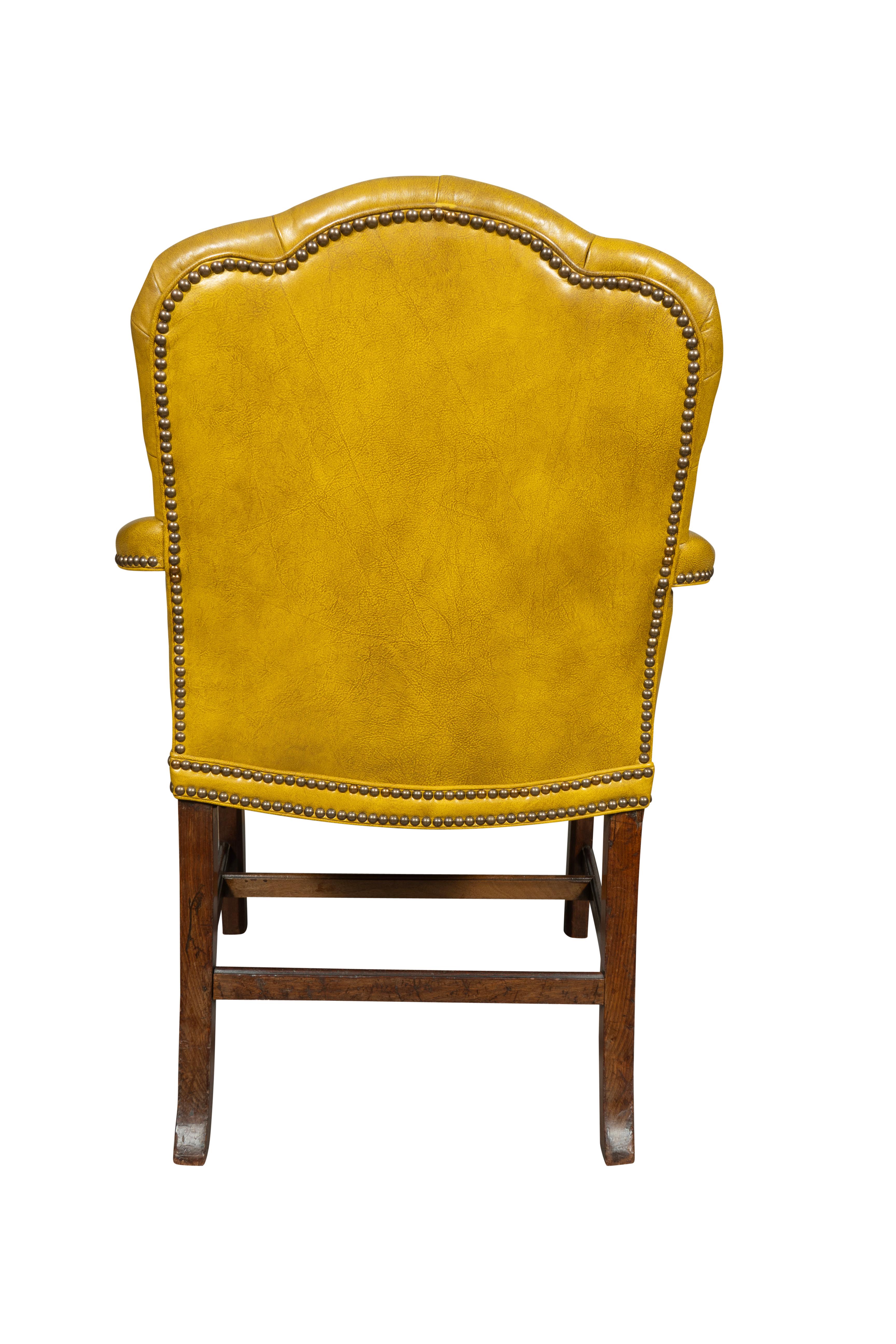 Sillón Jorge III de caoba y cuero acolchado en Bueno estado para la venta en Essex, MA