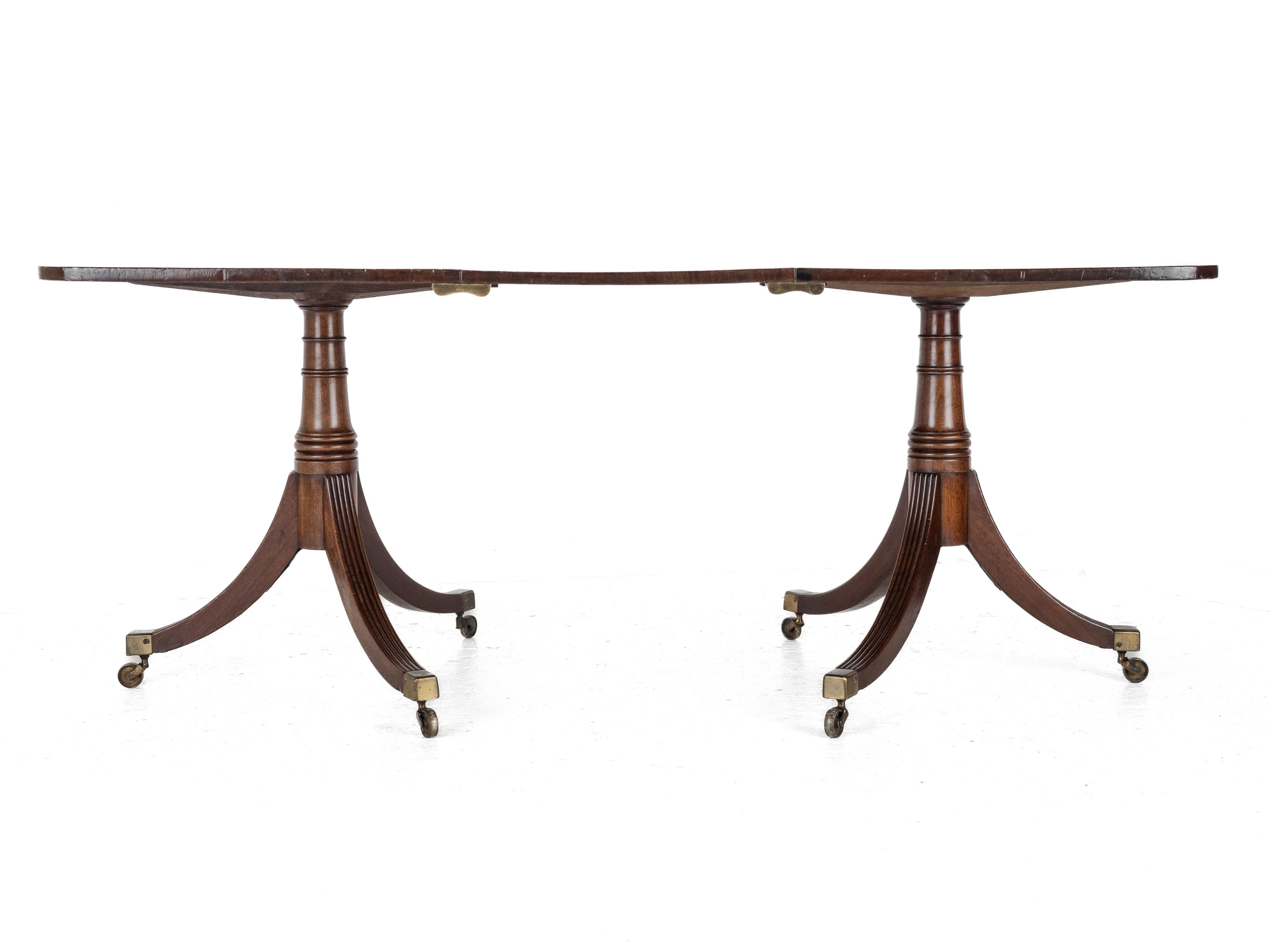 George III Mahogany Twin Pedestal Extending Dining Table, Late c.18th, Georgian For Sale 13