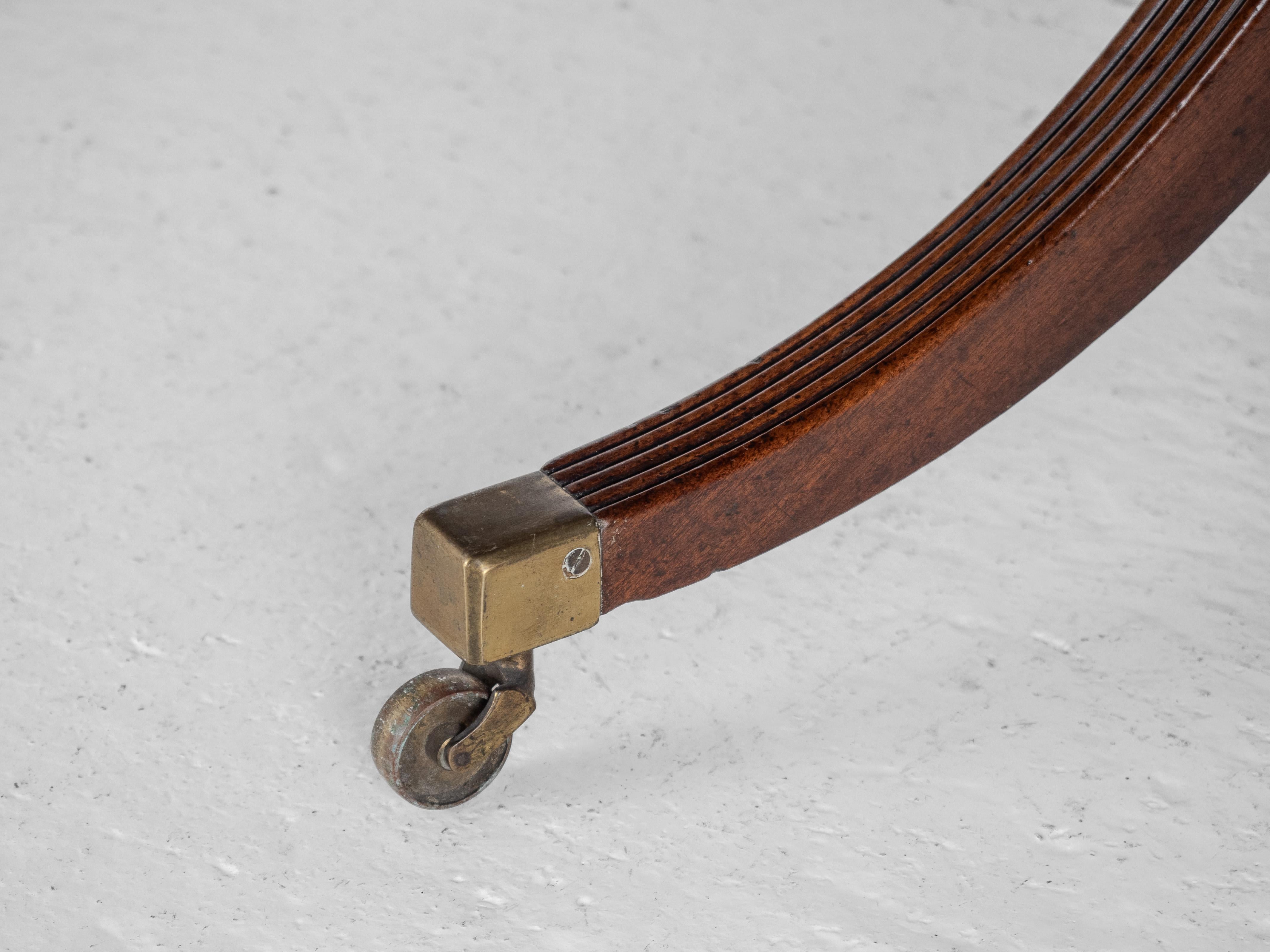 George III Mahogany Twin Pedestal Extending Dining Table, Late c.18th, Georgian For Sale 16